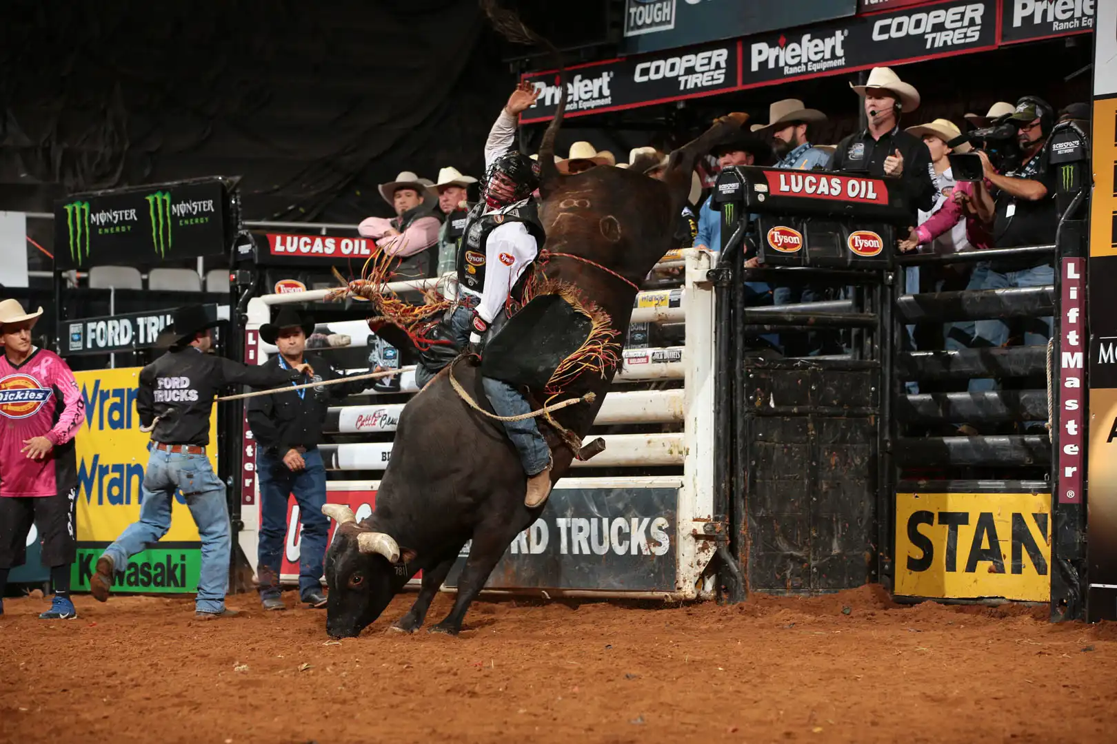 9ffc02ea-1c9e-43dc-b21e-35f78e9601b1