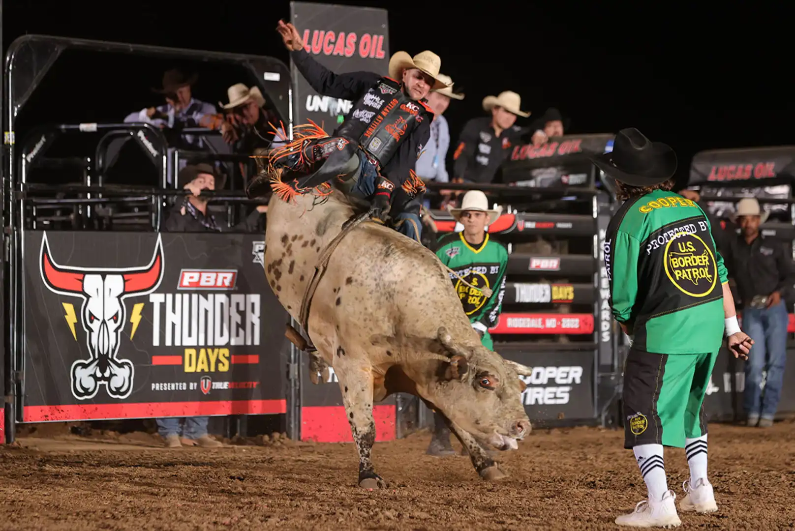 c8d48f10-afda-45c4-9337-d3fea46f5fb1