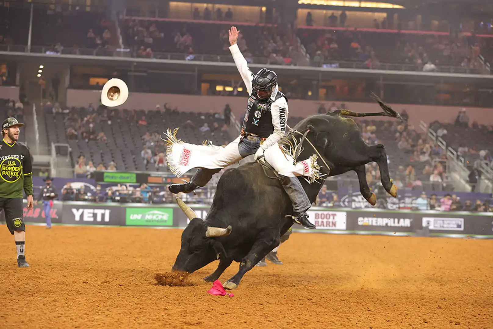 d4b64b99-932d-4929-8967-677a5e35a853