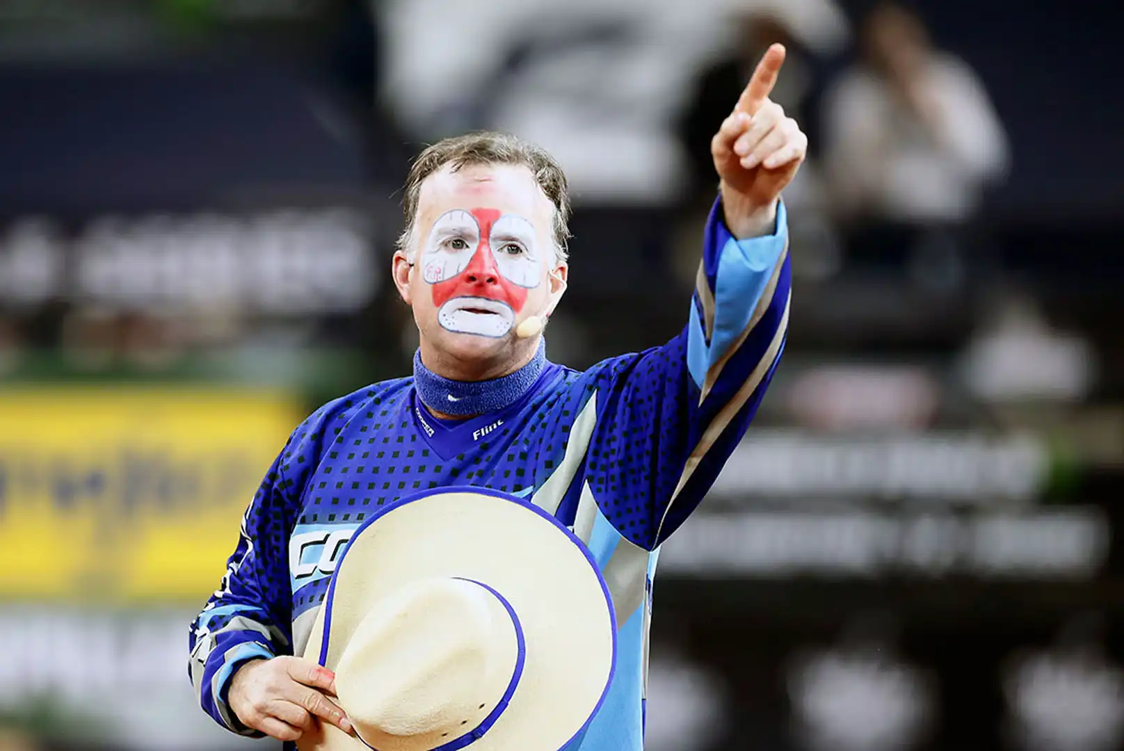 6f380d2a-5bae-4a20-a189-5a3b4af36917