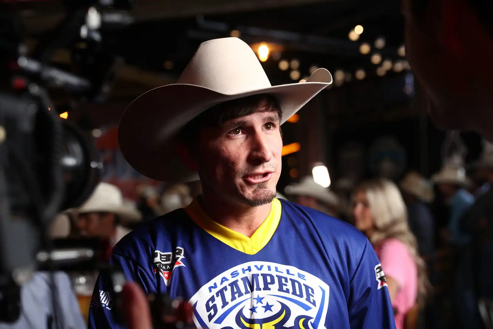 b2df4ca3-c55b-46c9-9d50-e01b0b65a8b9