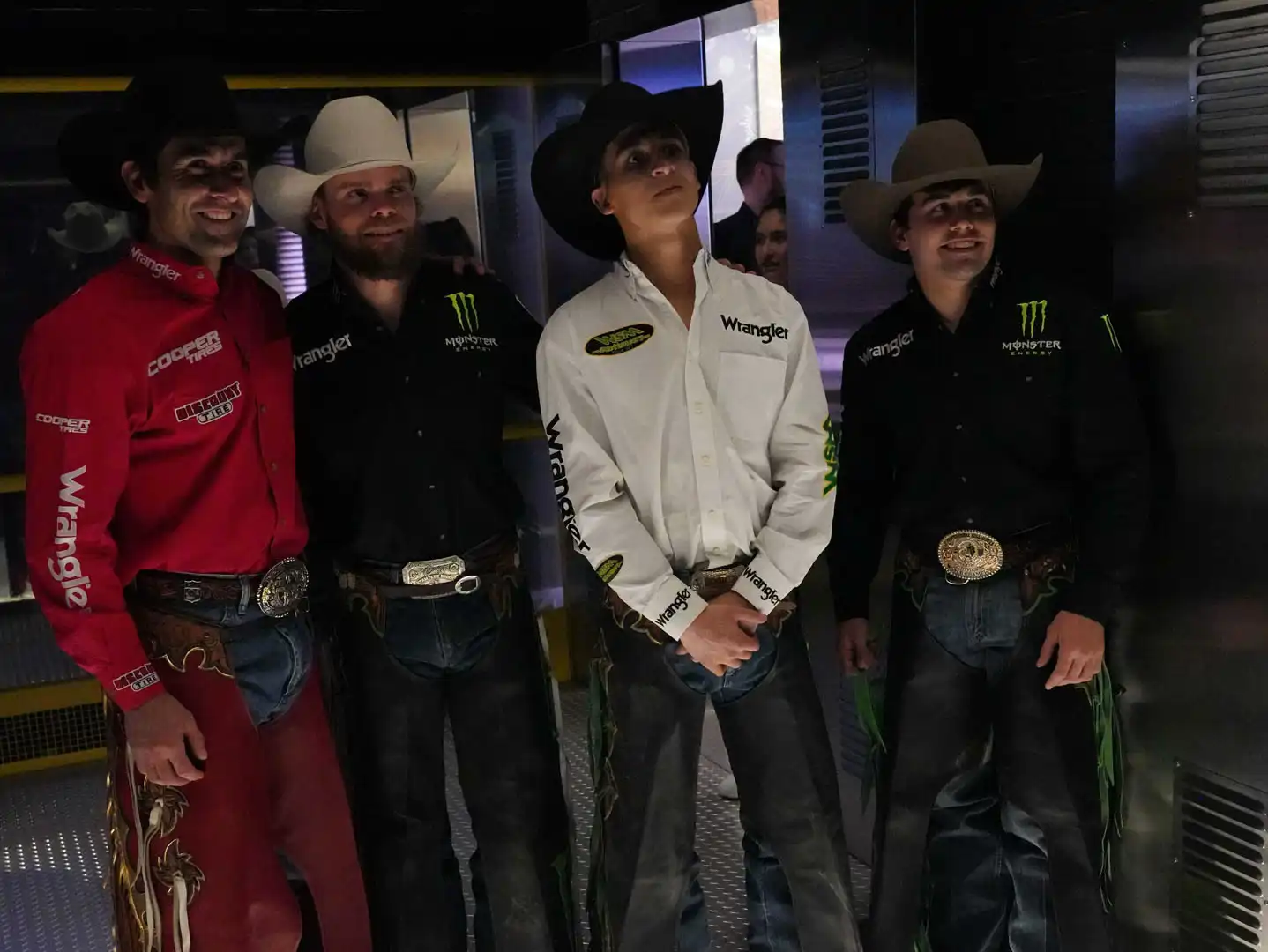 249516ed-2b57-414e-a5a4-5d6bb1c40854