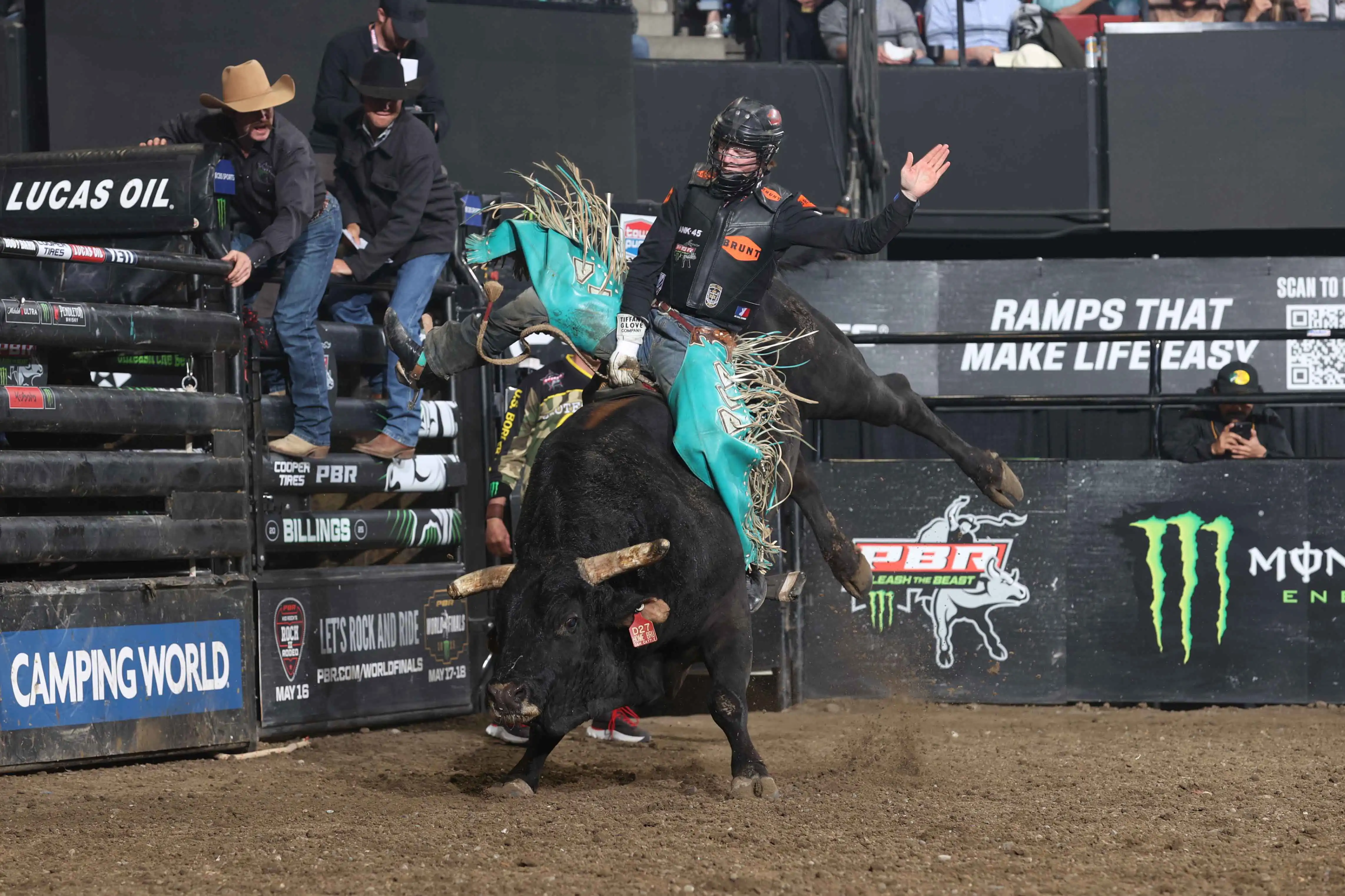 25 LIVE Billings 02 328