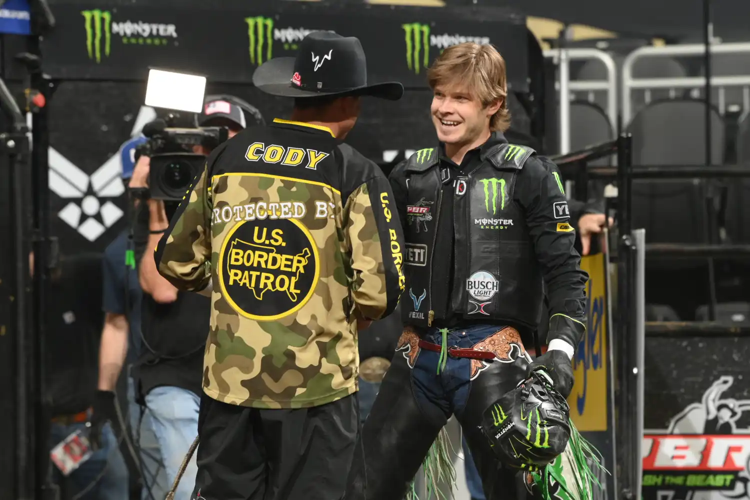 25 LIVE Pittsburgh 02 748