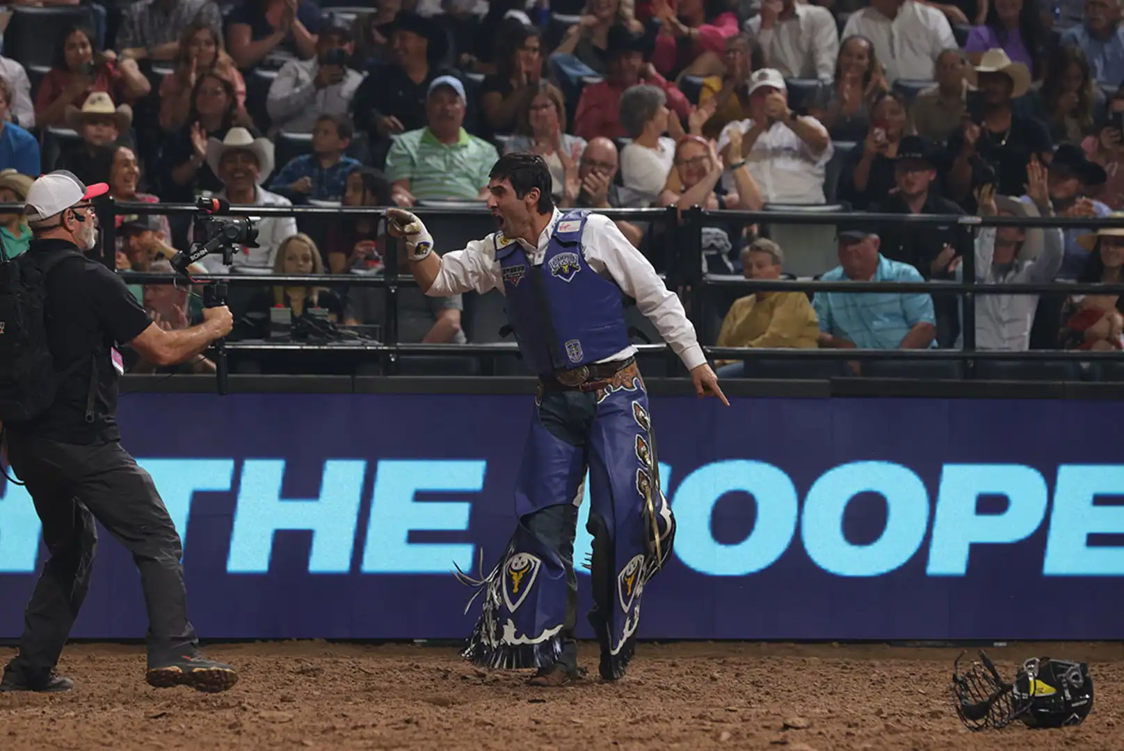 e414ee82-0766-4373-a85a-2de150eb2679