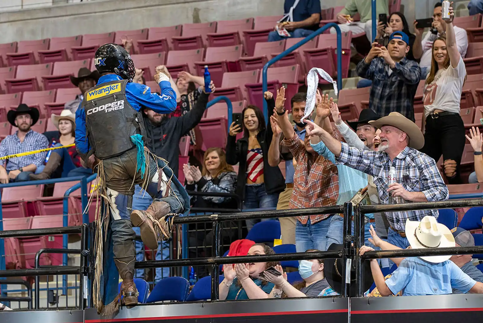 f8079561-e5b1-4728-ab23-46b19fba5b29