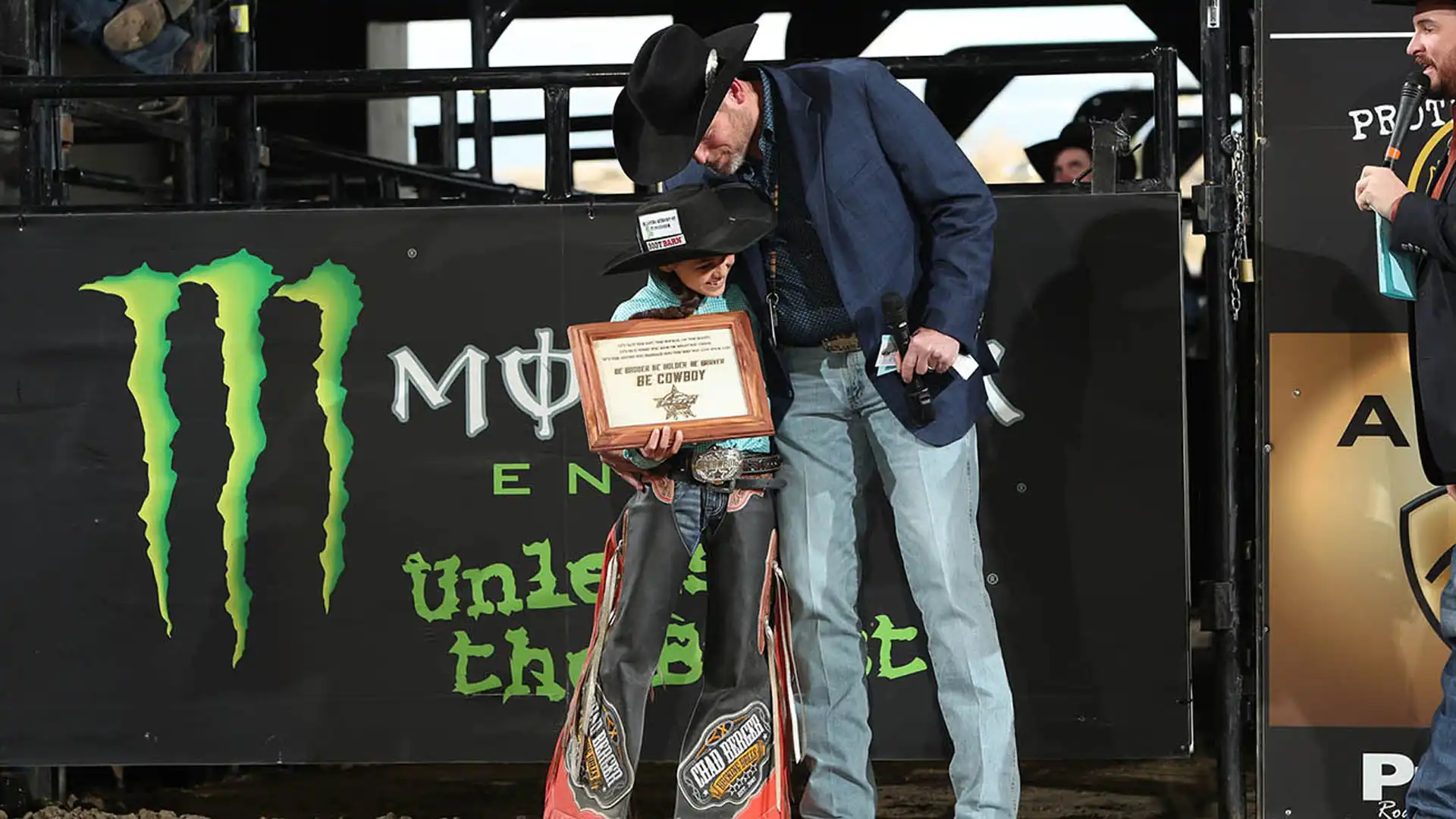 d43f18eb-8575-4a17-bde9-8adea12aa17c