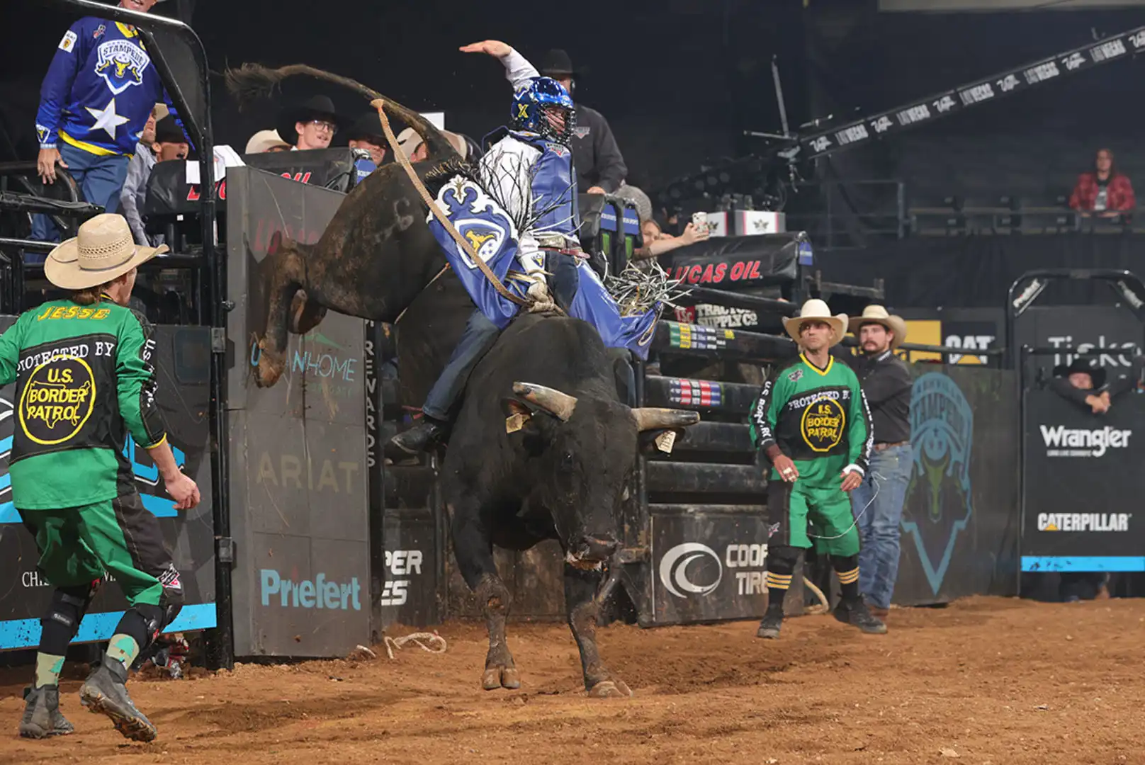 9c275cb7-54d1-4a20-b99c-7ebe29855910