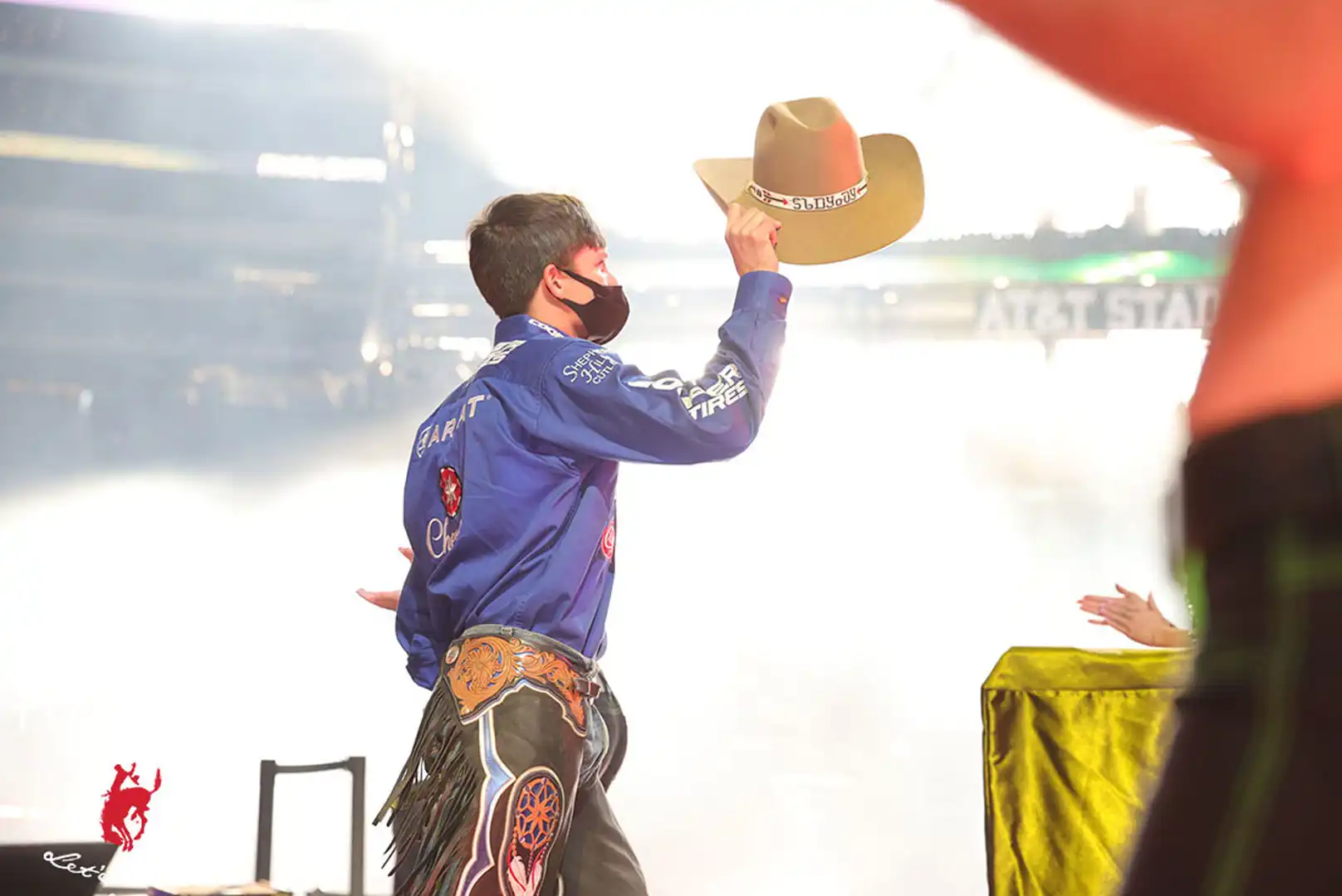 f18742c6-c7a4-4a39-af98-79251676d23e