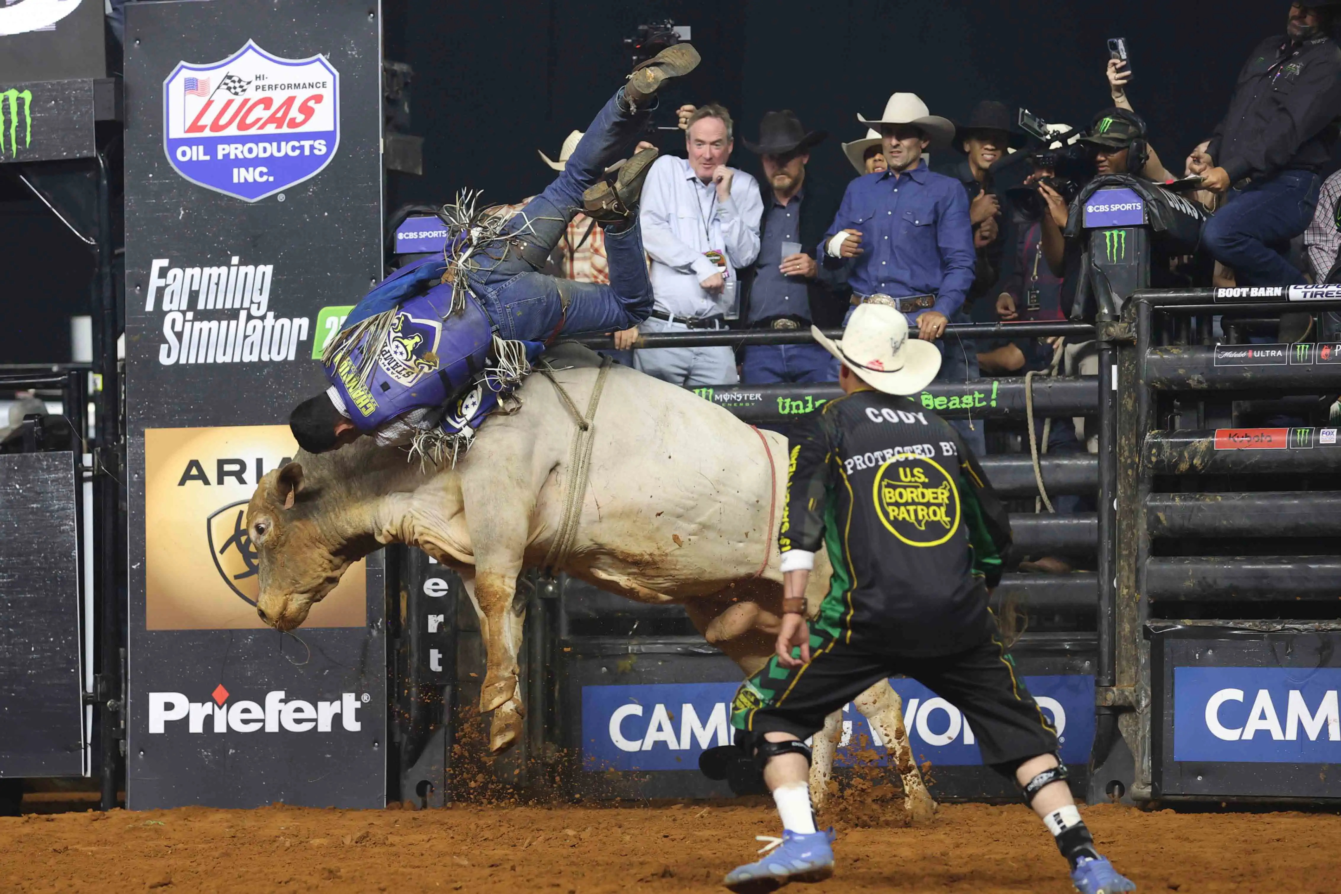 25 LIVE WF 01 JW 753