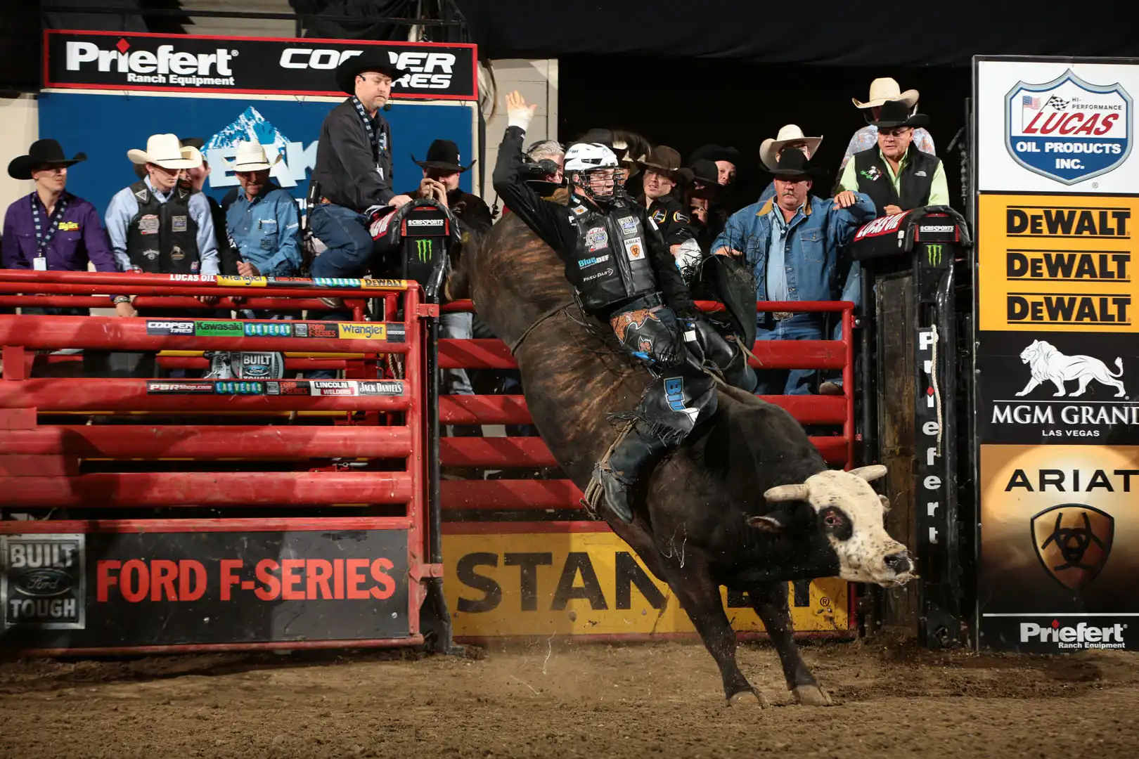 2232b252-f733-431d-b252-aeb34145658c