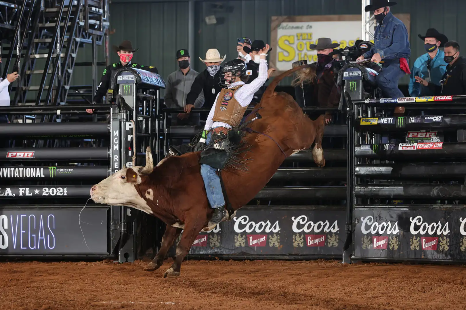 038170f8-92bc-41bf-b64b-0cfb7c635a4a