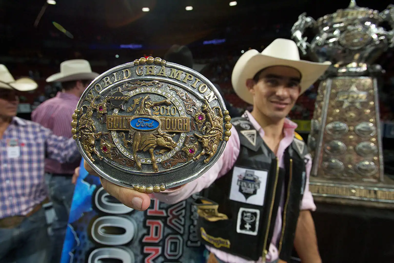 6dd608da-148f-4bce-be9f-4a98b87e3f13