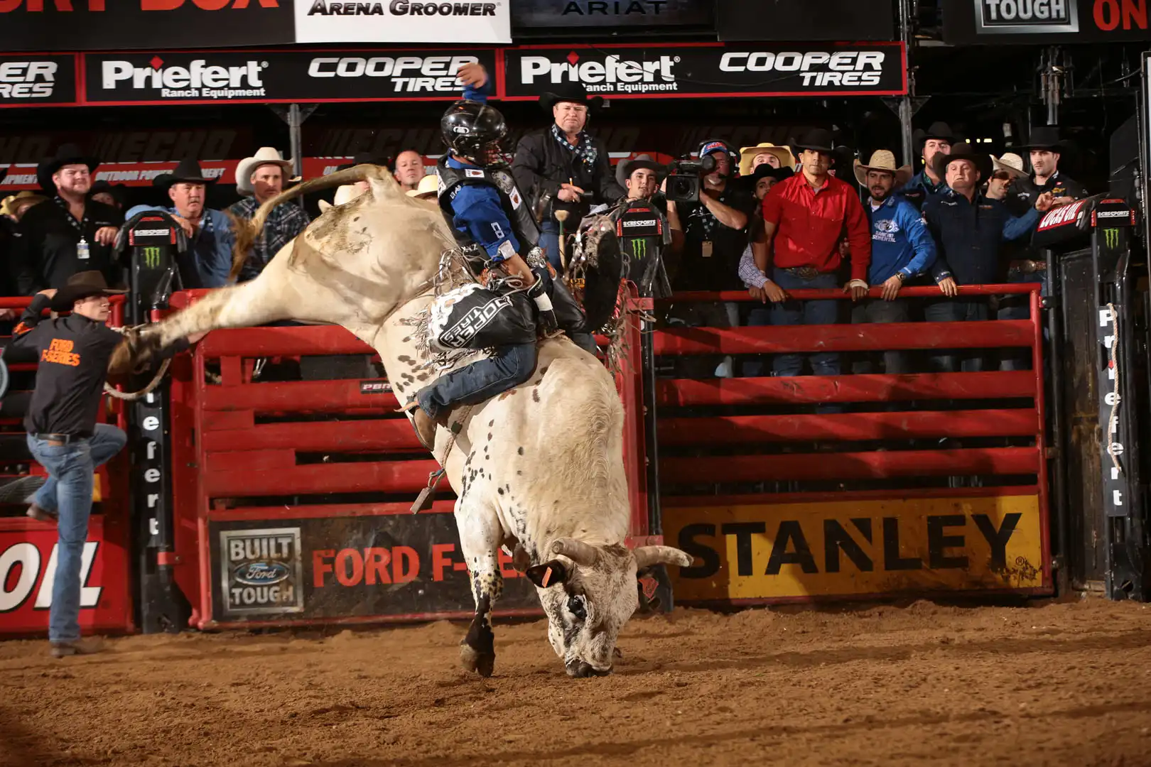 9a99b86b-1205-4f48-9c37-ff3c2742fa1a