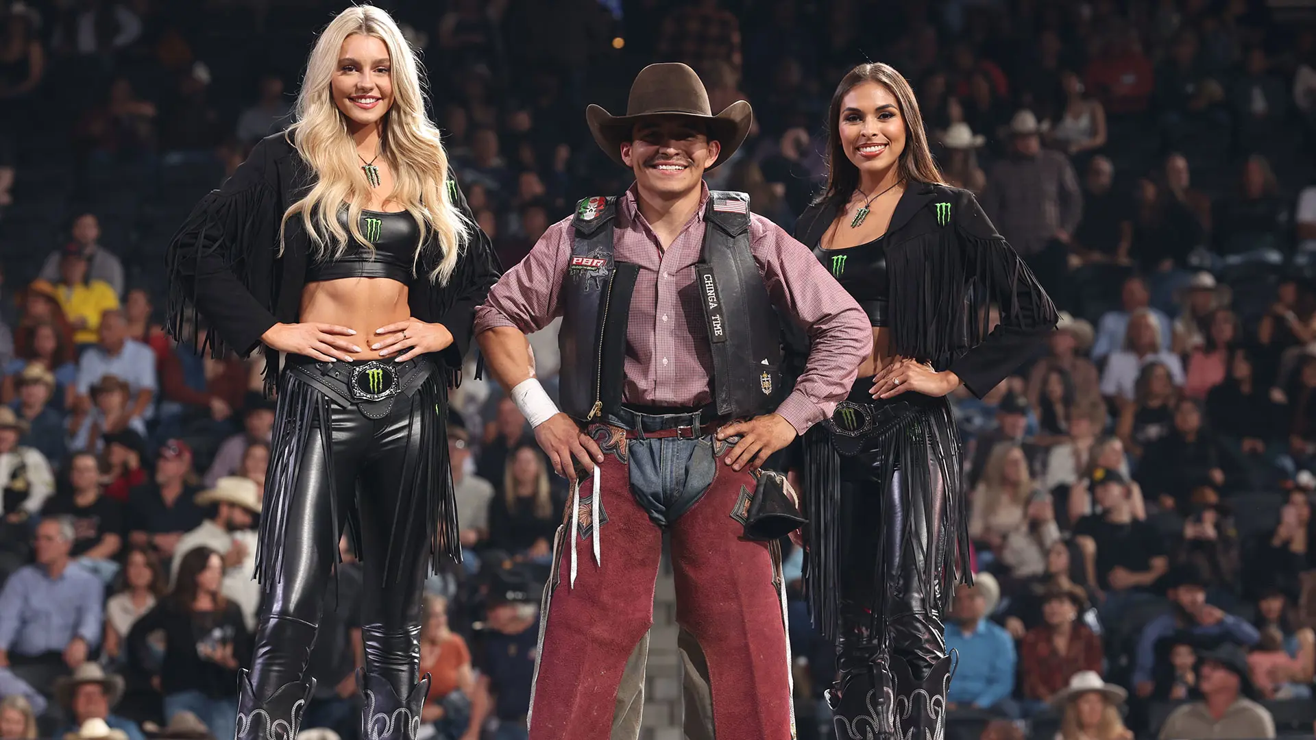 Alvidrez secures Round 2 win at Wrangler PBR Greater Palm Springs, Kasel narrows Fielder's world standings lead