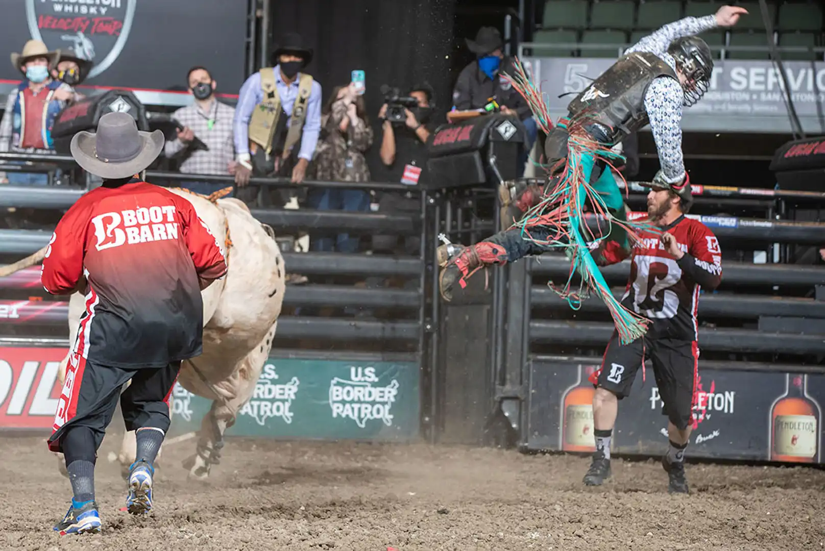 d695d606-33cf-45df-8d08-b3f9dd8e8258