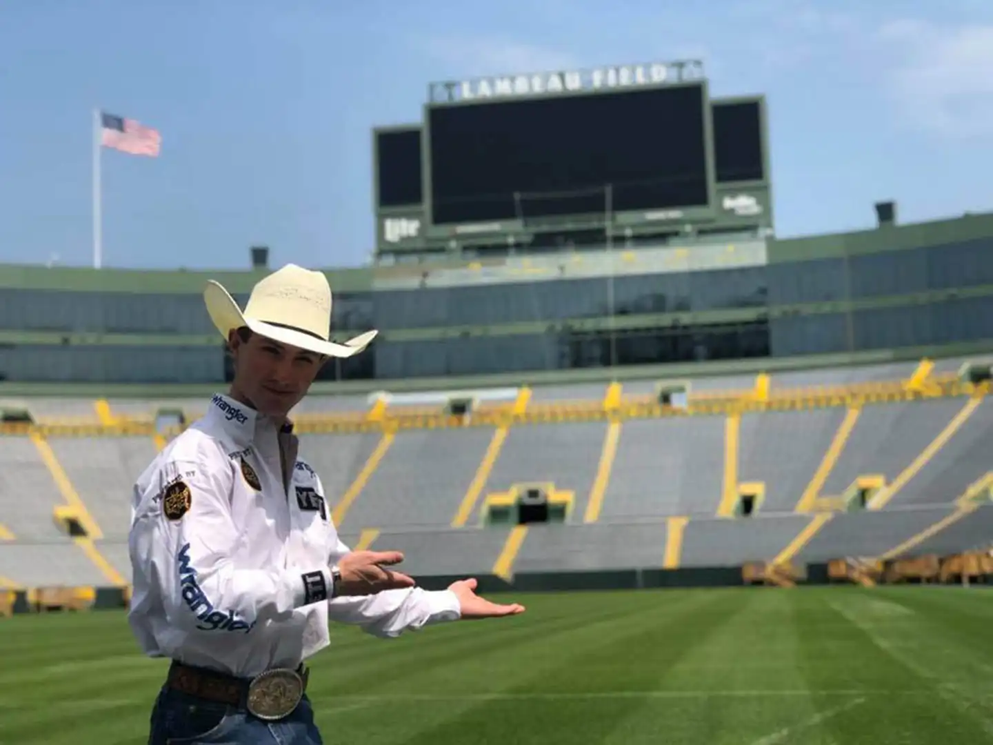 f9e439b1-290c-45f5-be73-fb6a08d3f2a6