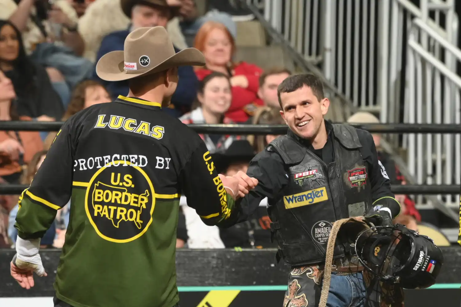 25 LIVE Pittsburgh 01 479