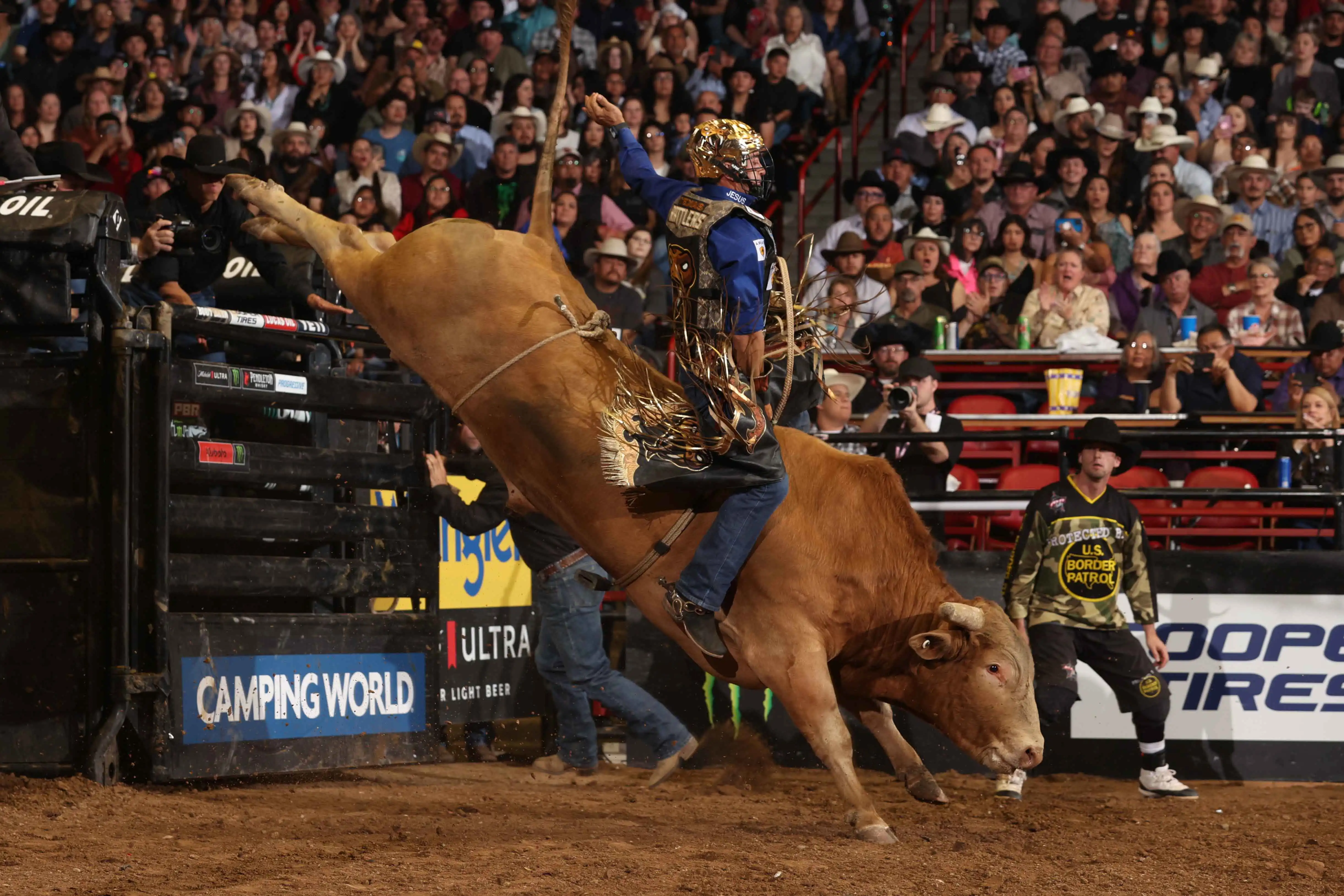 25 LIVE Albuquerque 02 135