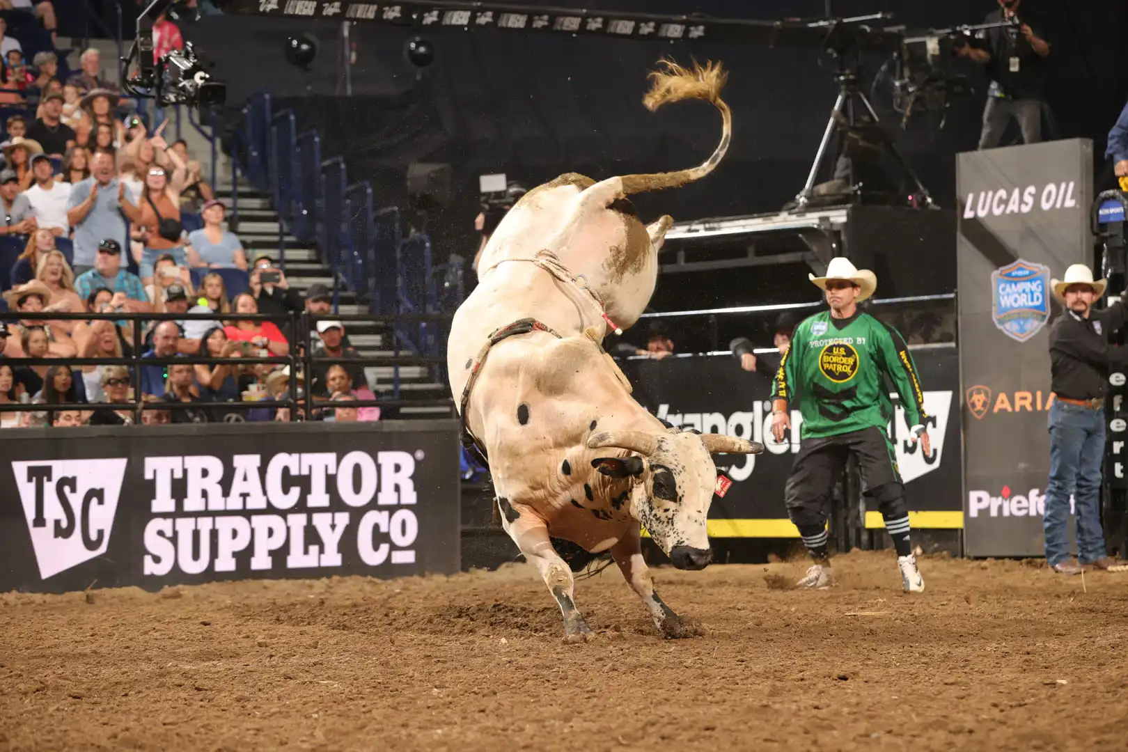 7182d10e-198a-4a18-b226-d4856e30d8d9