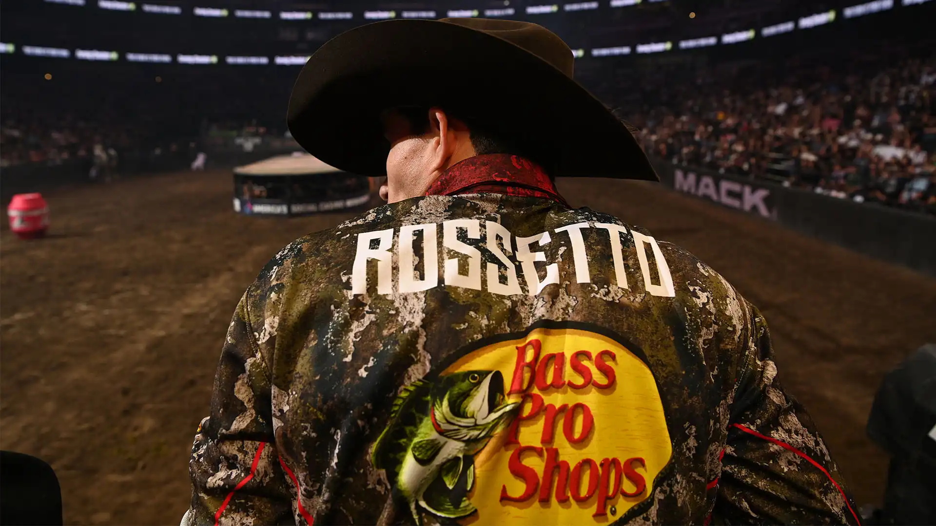 Rossetto nearly erases Leme’s MVP lead as Missouri rolls again in Anaheim