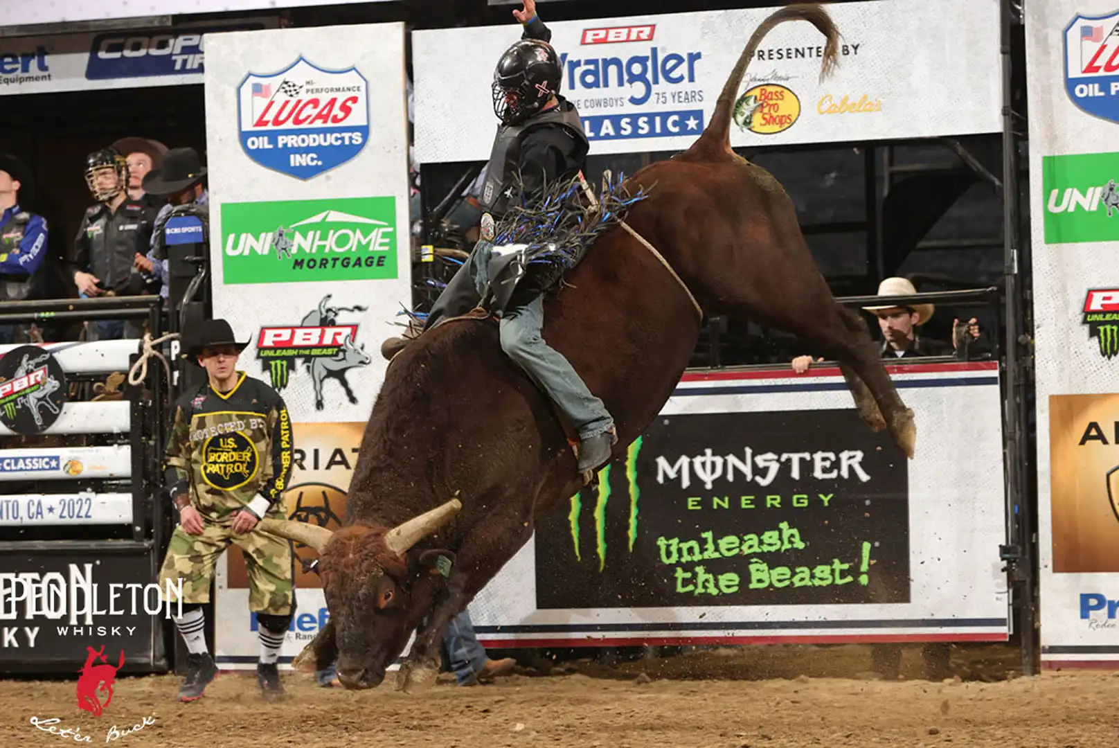 4e5e1e1d-9ab0-42e6-a14d-faf83268f3e9