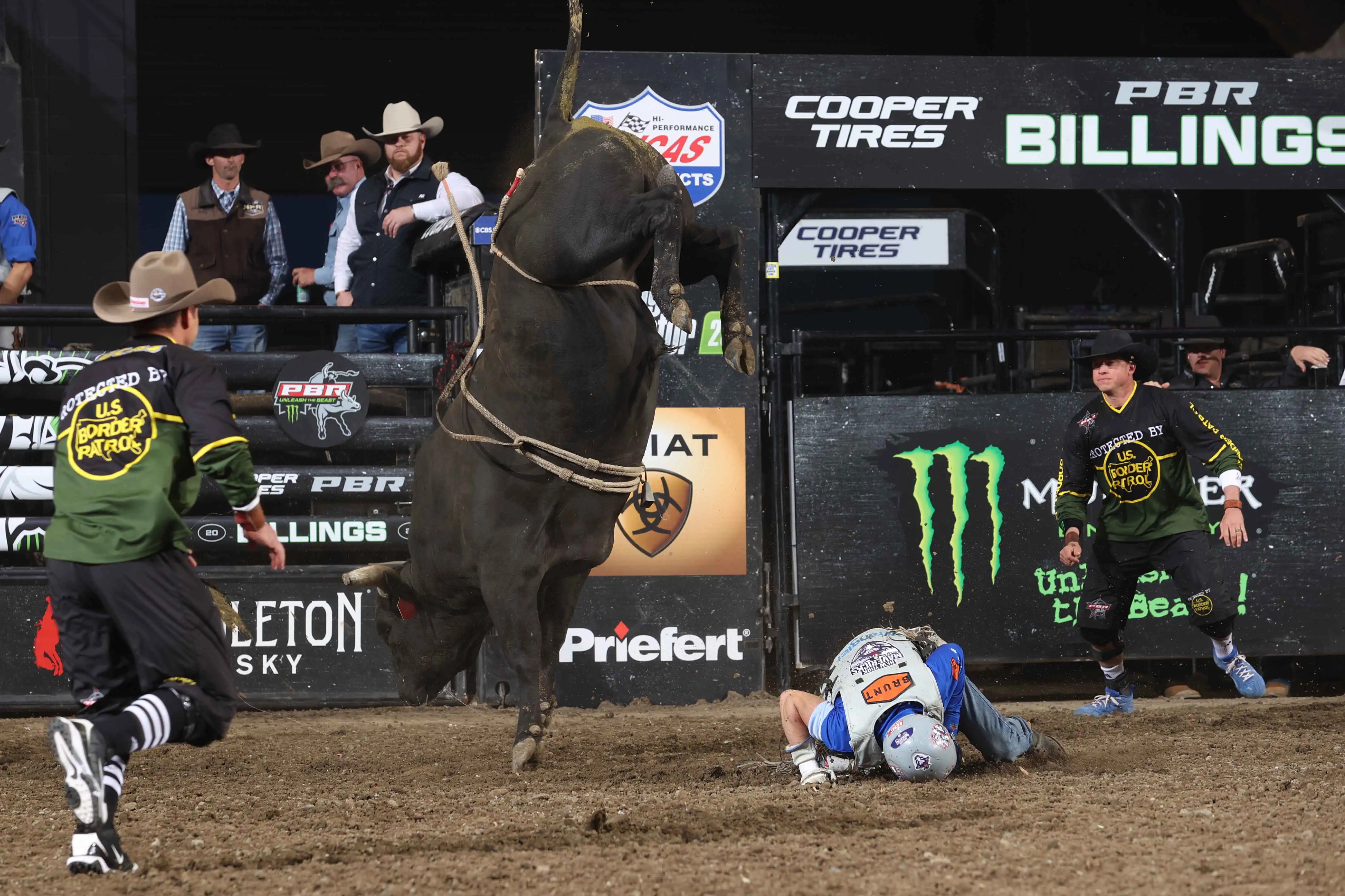 25 LIVE Billings 01 045