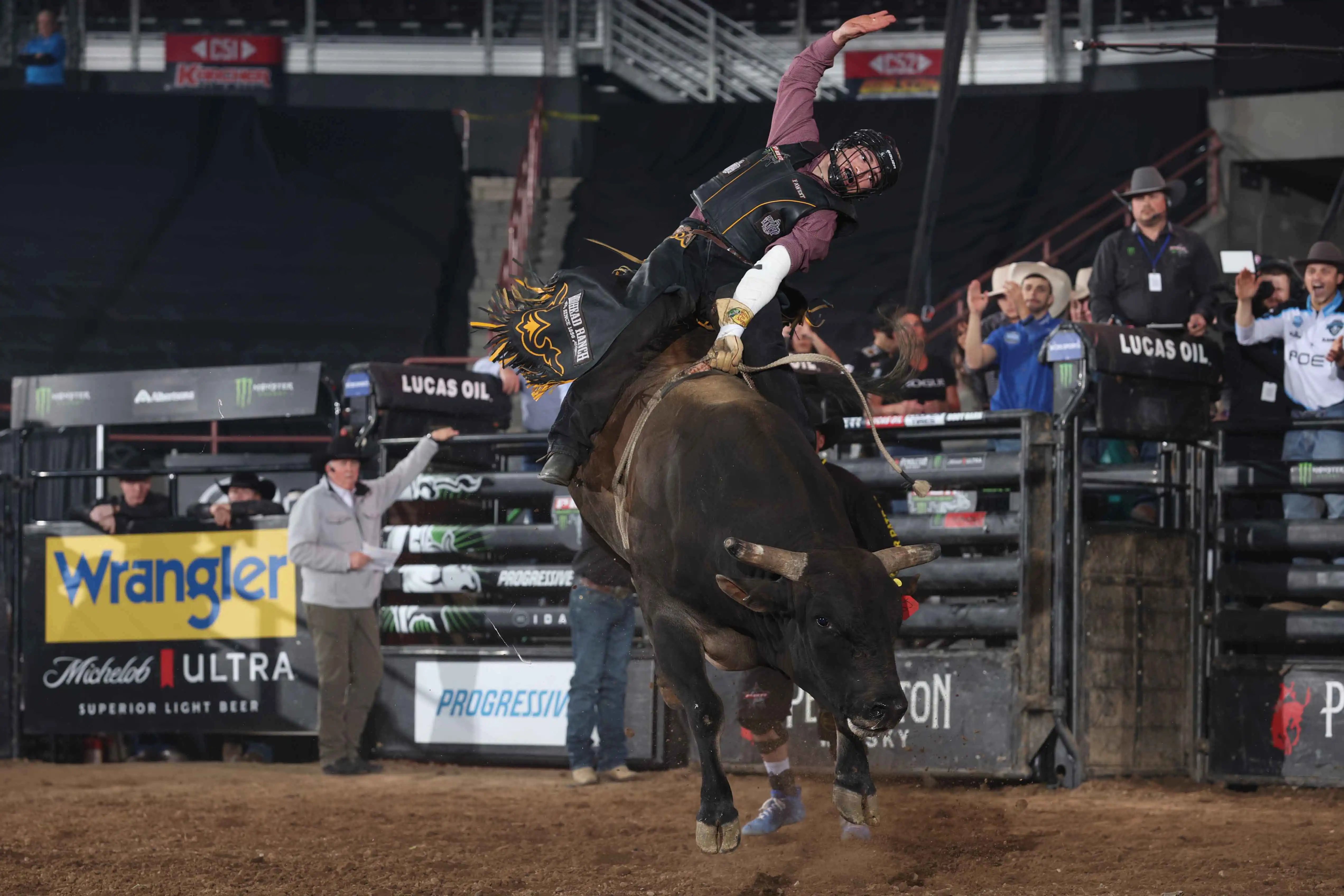 25 LIVE Nampa 01 144