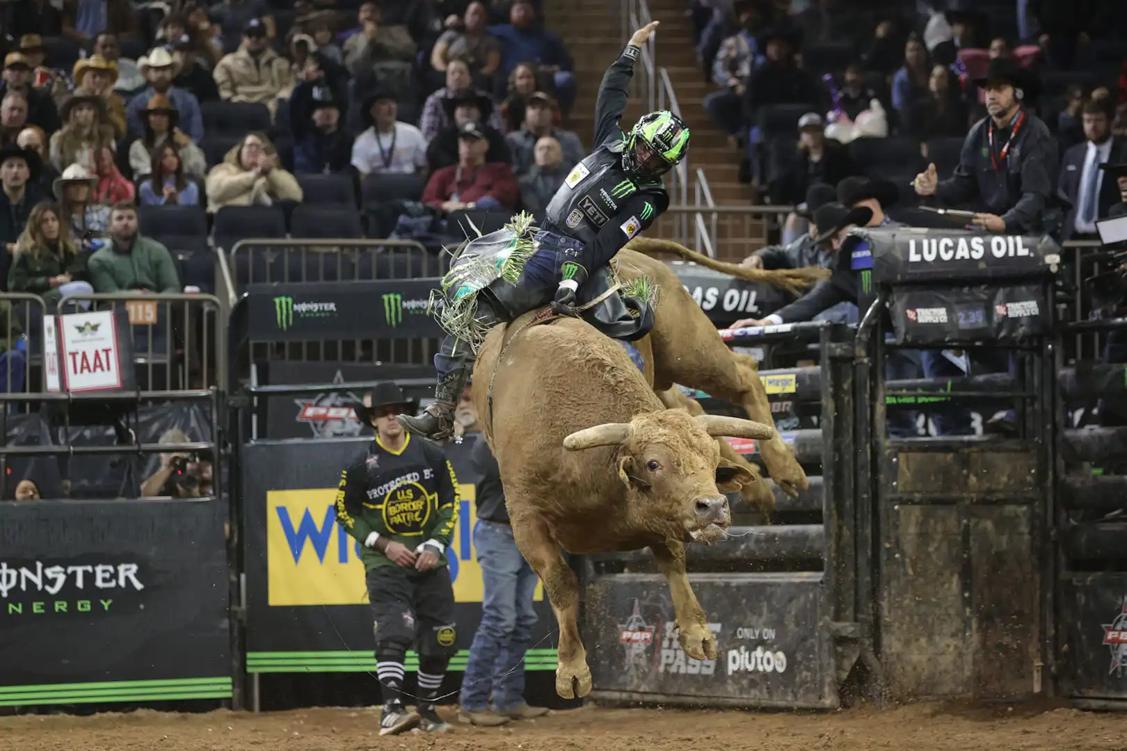 76ea1f7e-efb2-436e-ad75-0f4fa60b10aa