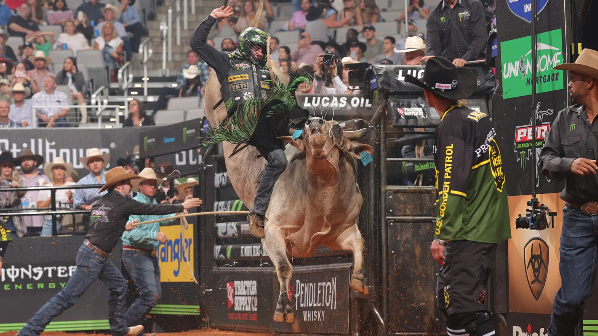 Ridin Solo making more World Finals magic with one out left in 2023 season