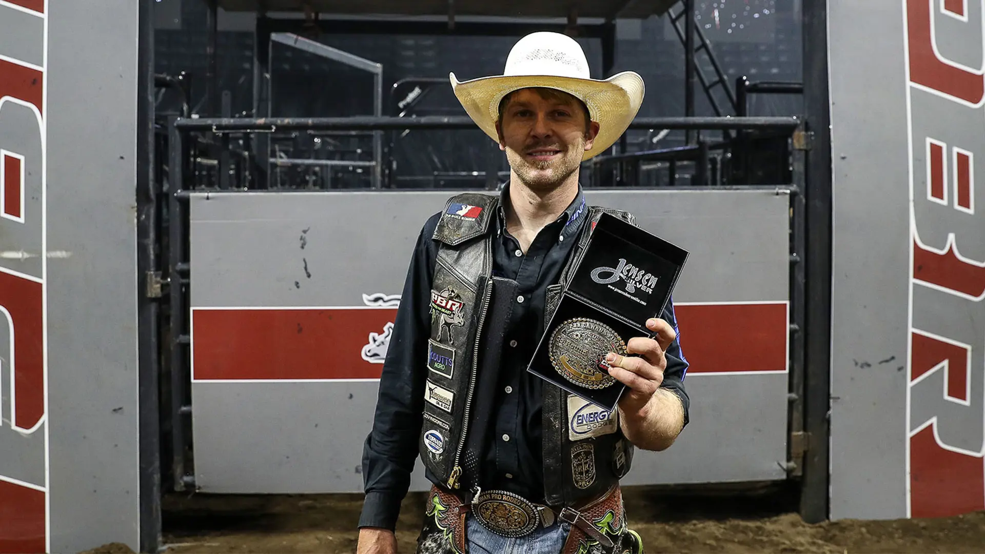 Dakota Buttar wins sold-out PBR Canada Cup Series event in Ontario to take No. 1 spot
