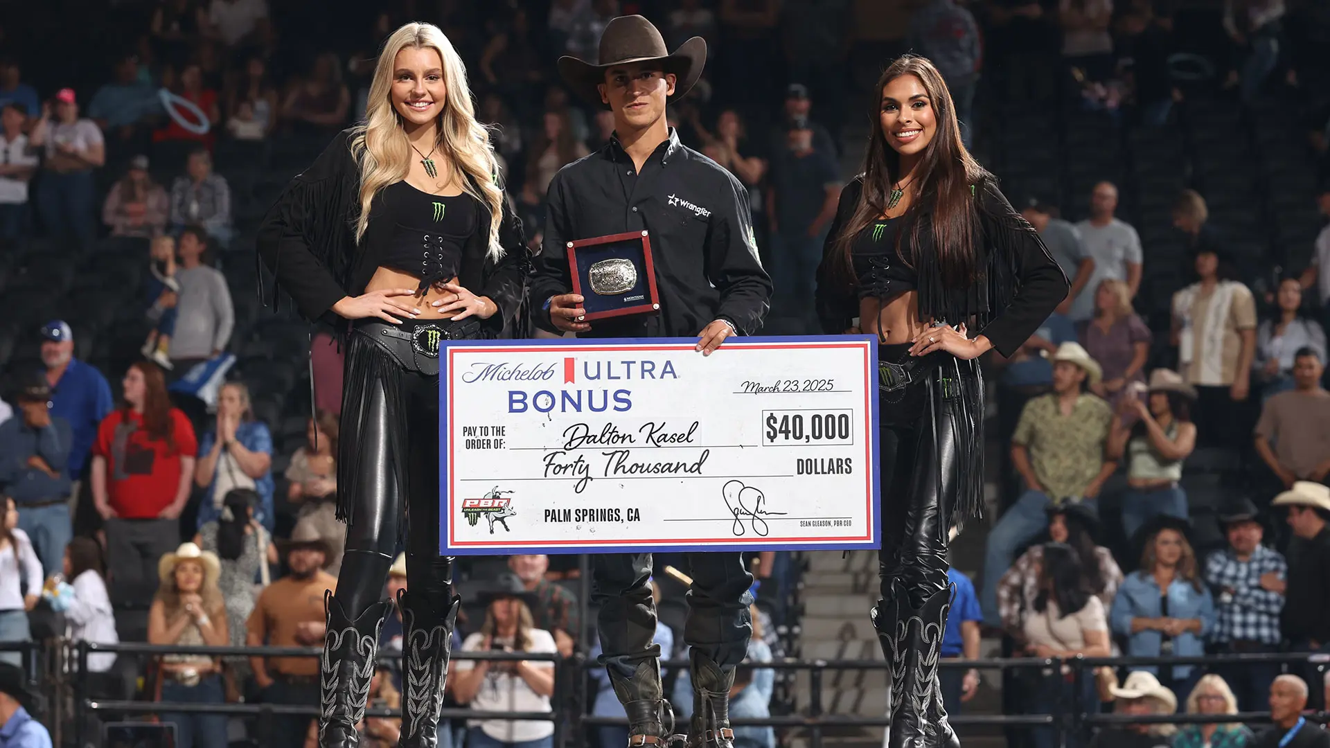 Dalton Kasel lands in PBR history books after third consecutive win at Wrangler PBR Greater Palm Springs, rocketing to No. 1 in world
