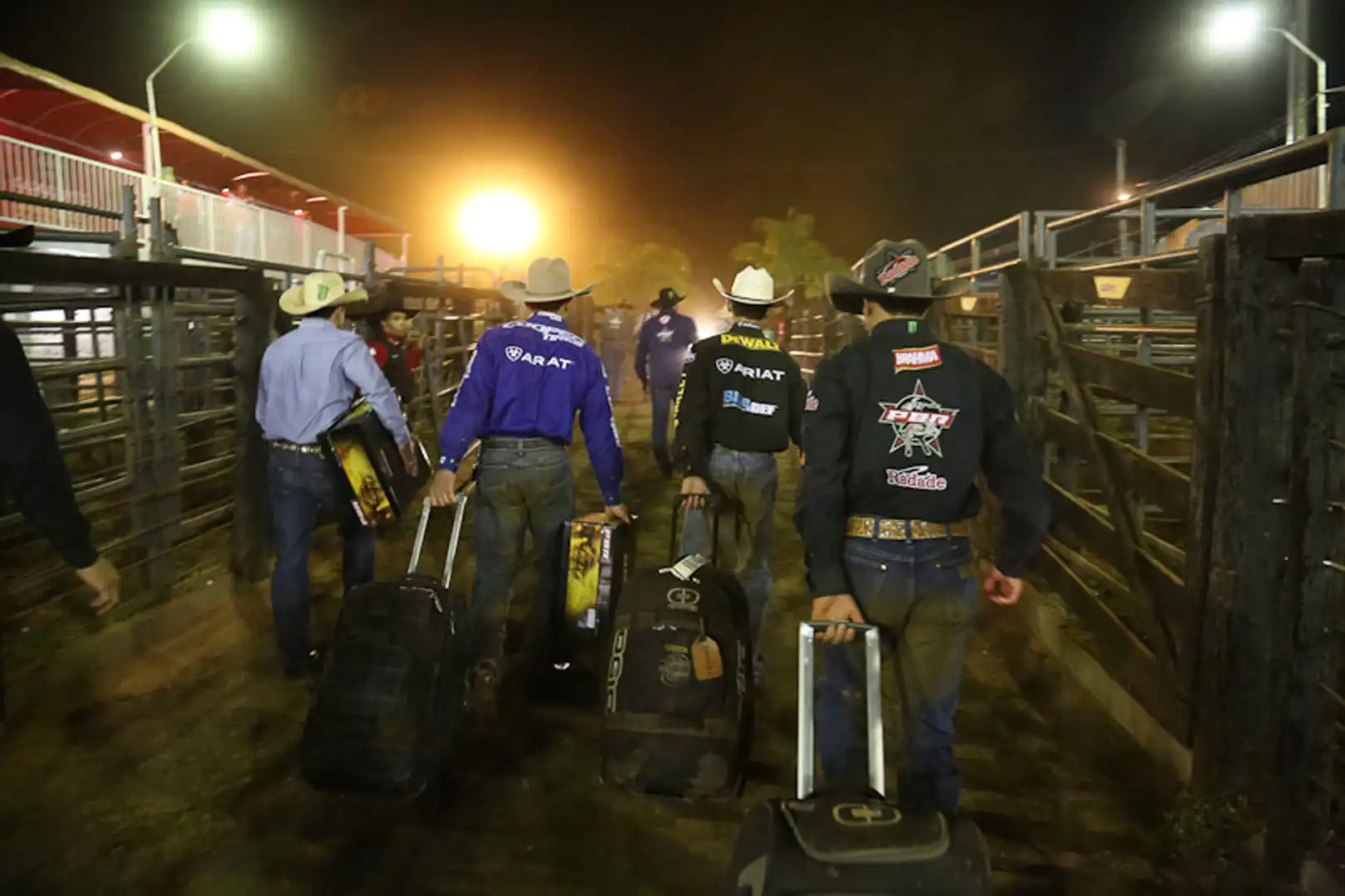 e9088bfb-748c-4e5e-9ab3-dd93fd3bfa20