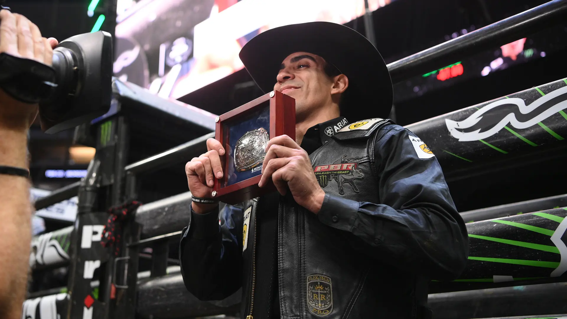 #InCaseYouMissedIt: Castro climbs the mountain for first win since 2018