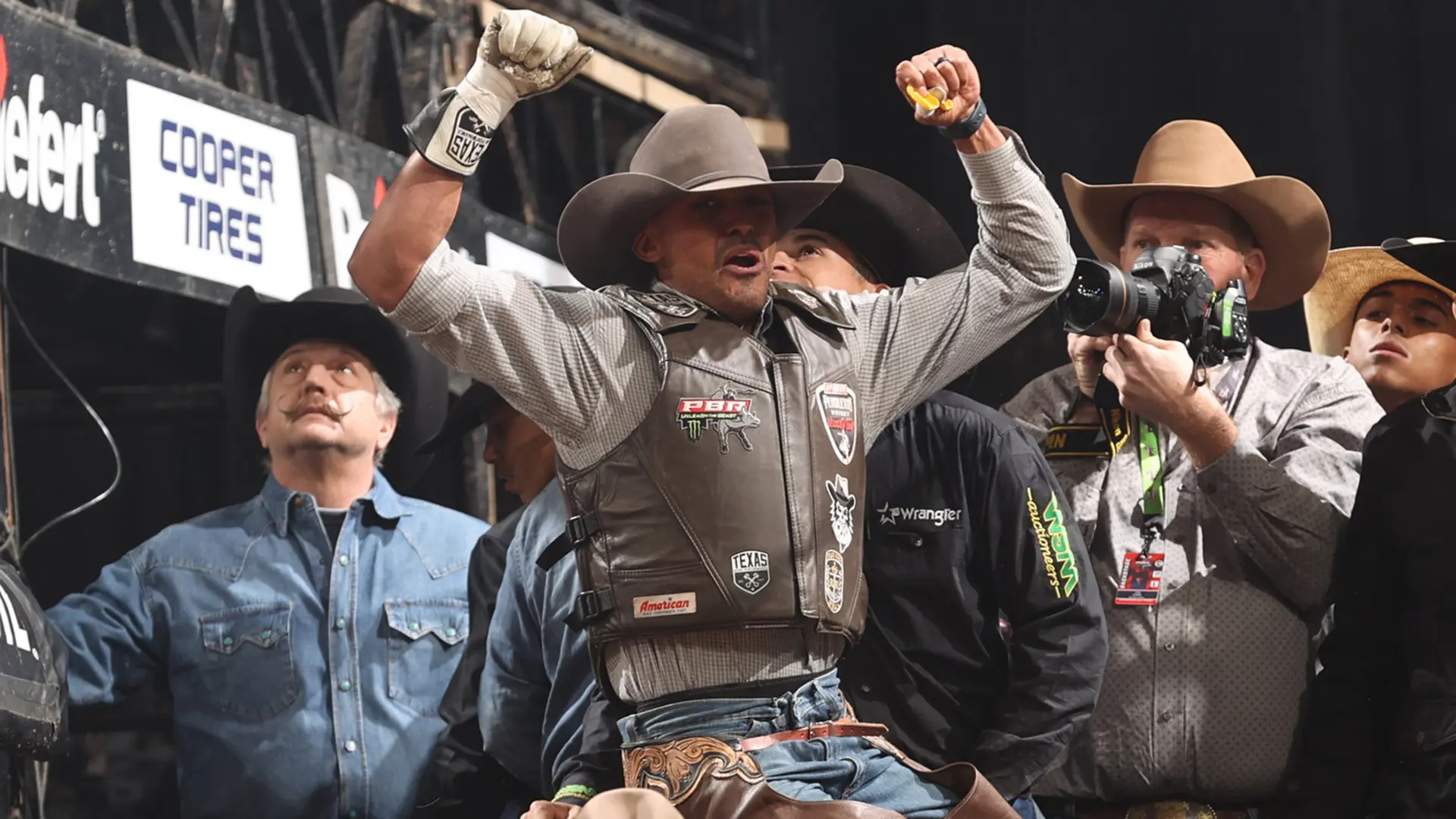 #InCaseYouMissedIt: Divino earns first premier series win since 2020