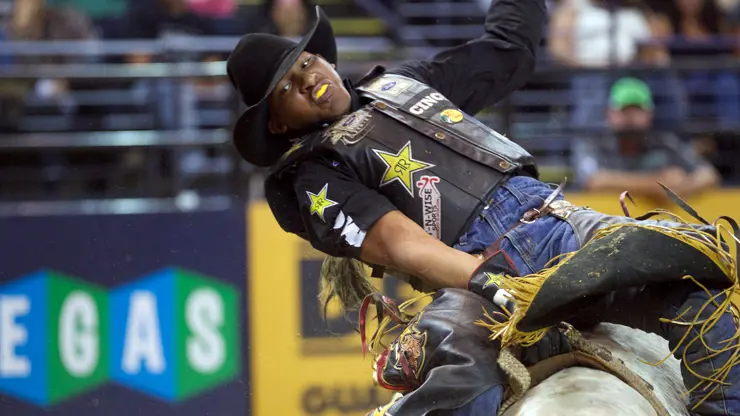 A battle on the beach