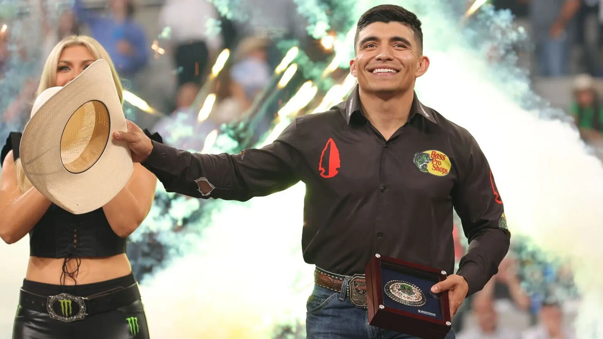 Alvidrez wins Round 5 of World Finals, moves to No. 4 in world title race