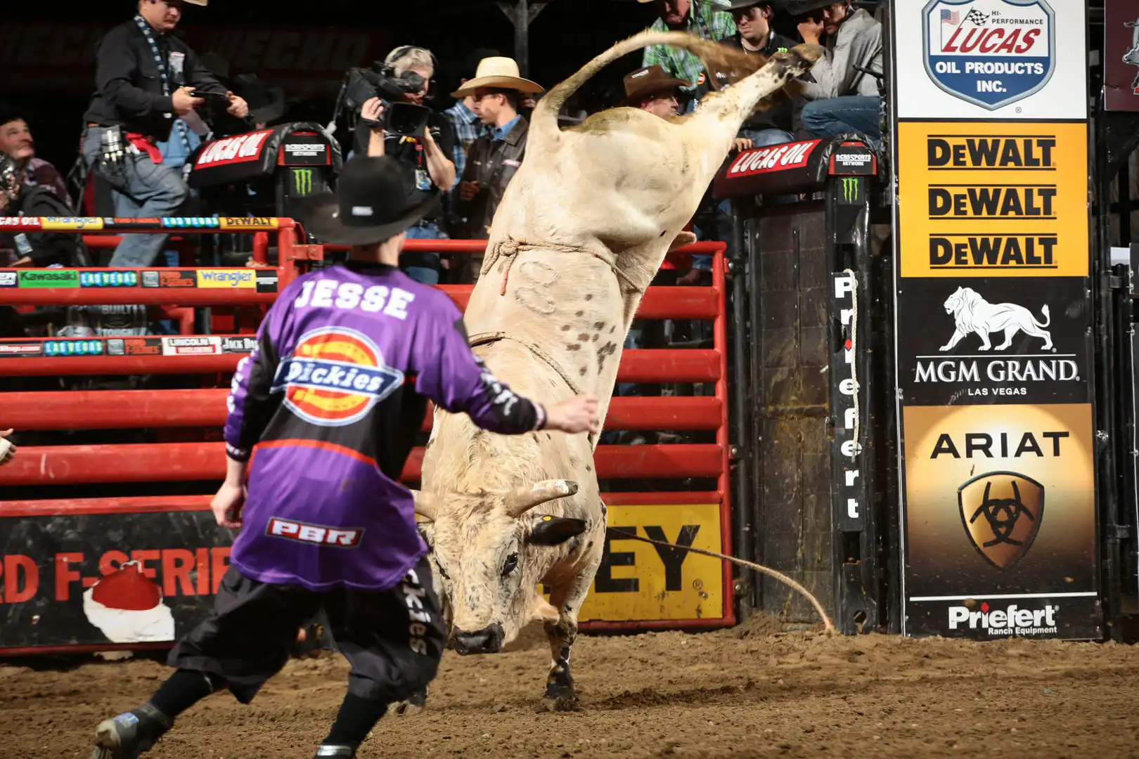 6e86f040-fc9e-43a9-ae2e-1ef027906b33