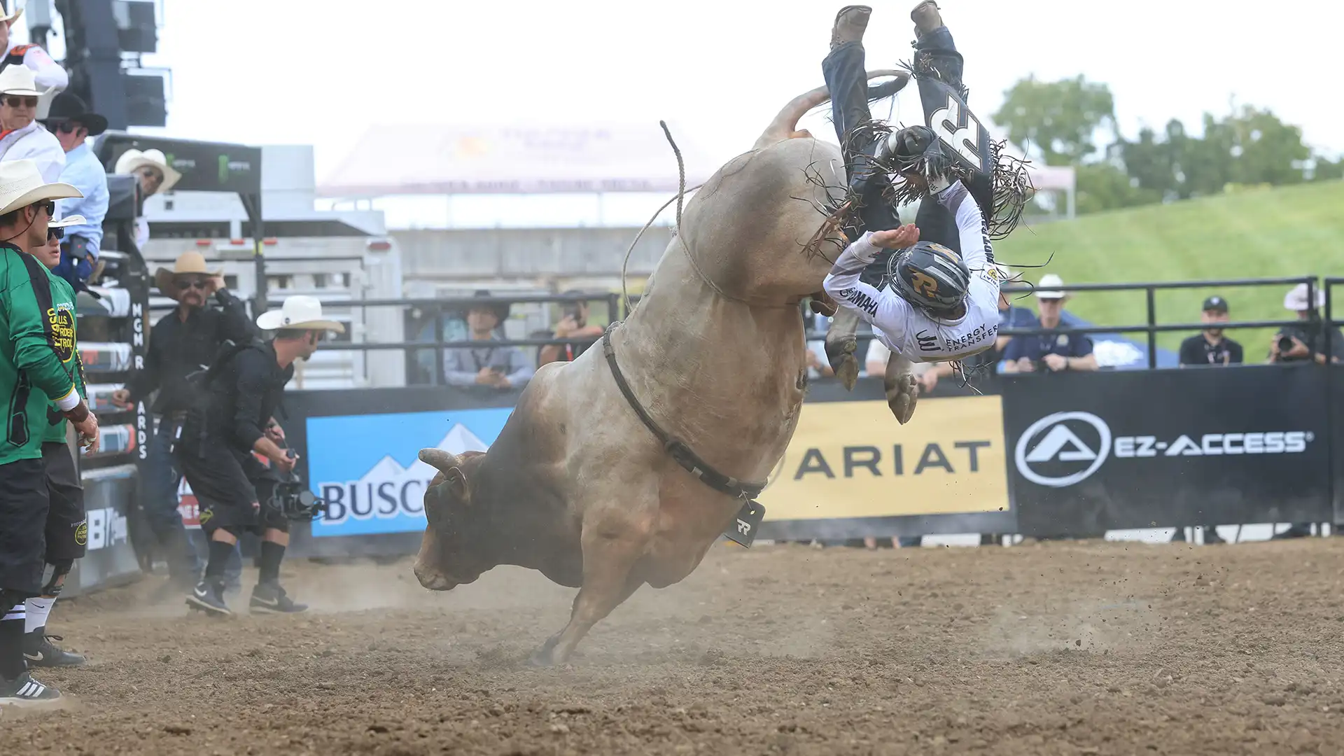 Undefeated: The bulls still perfect in the 2026 PBR Teams season