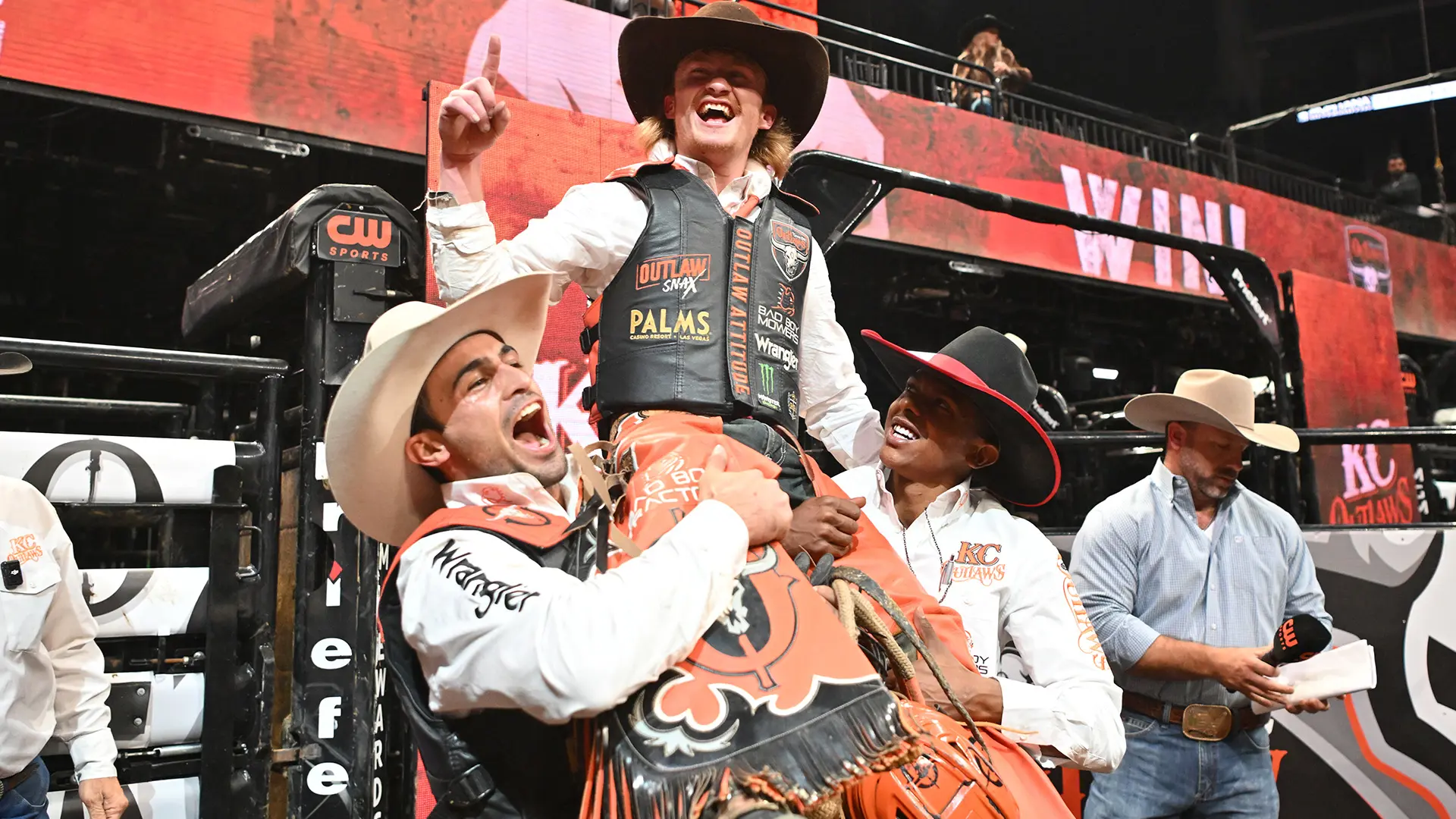 Kansas City Outlaws upset Carolina Cowboys in final game of 2026 PBR Teams regular season