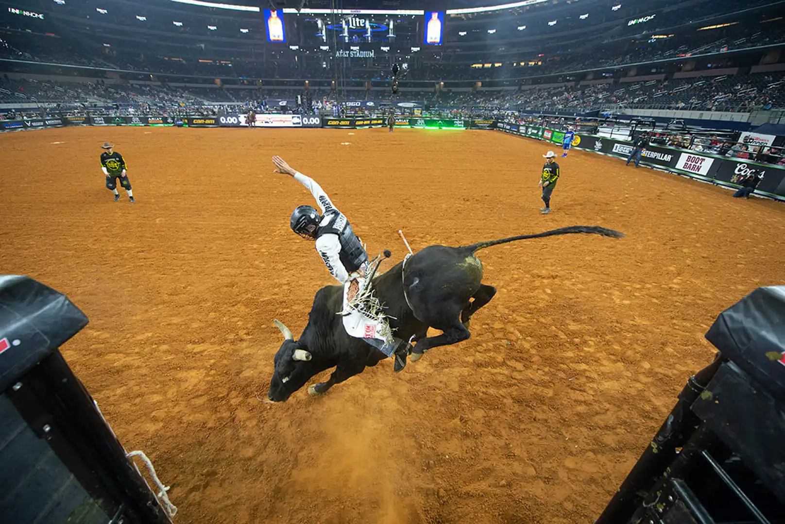 aef16b75-dc20-4b40-ae70-32eabcf56d57