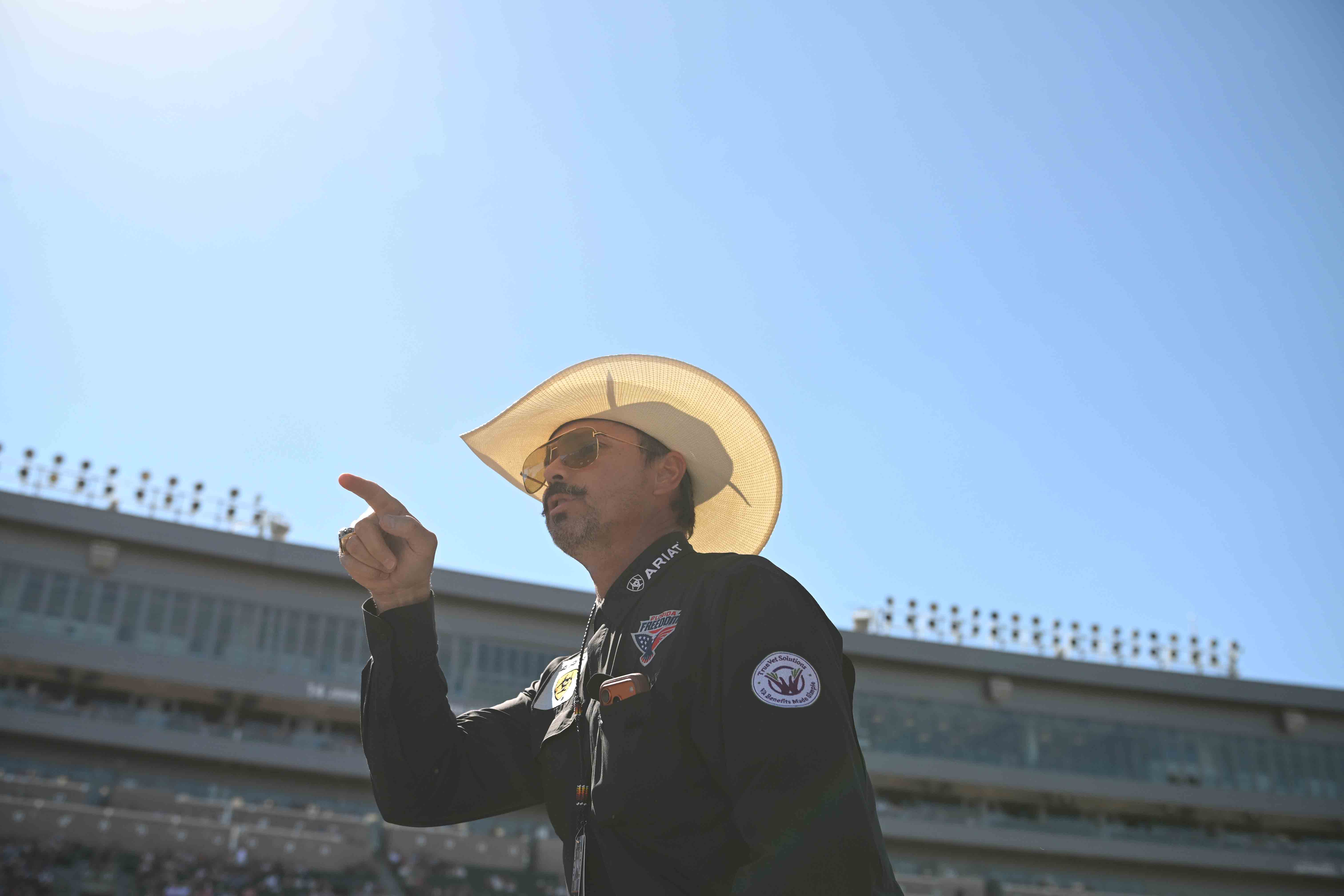 Play Bull Riding PBR | Behind the Lens: PBR Bulls and Beats