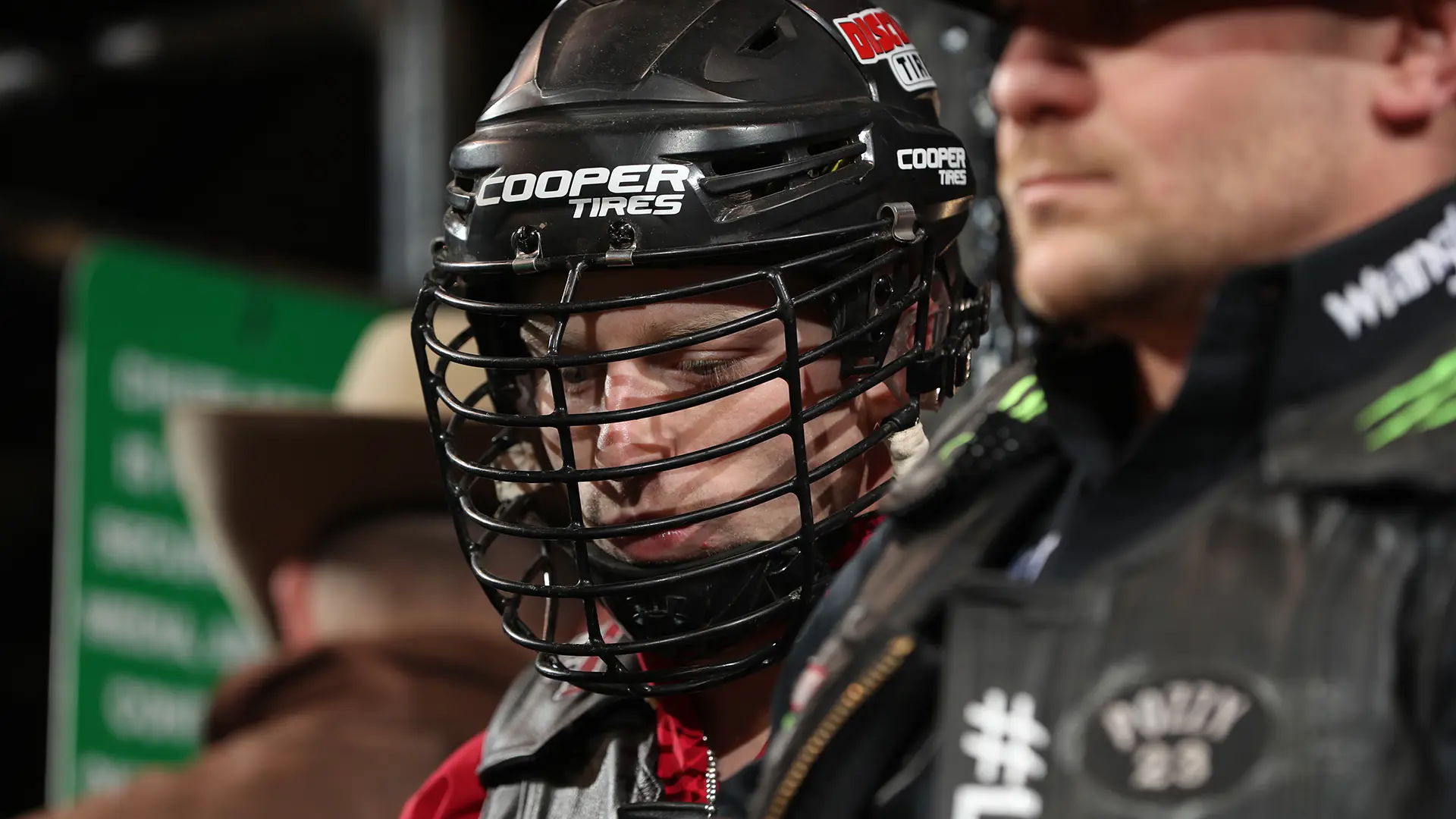 Eldred breaks jaw; likely out 6 weeks