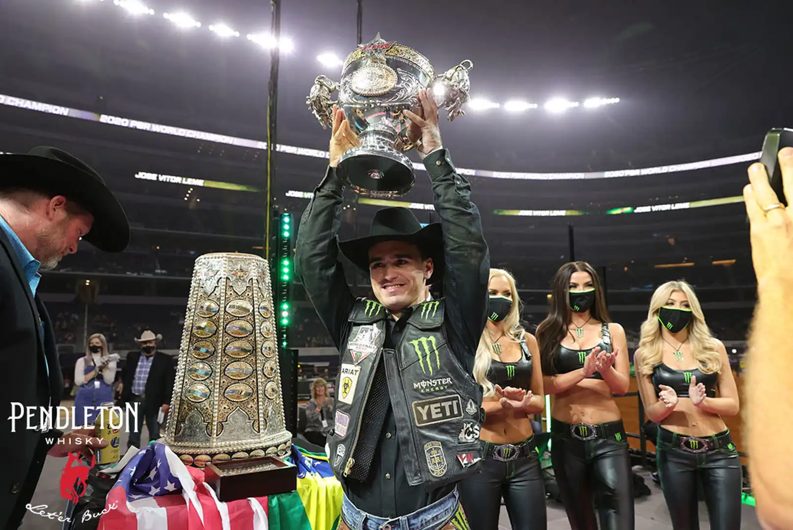 fe19fc25-d280-475b-9506-e6d74130cd7c