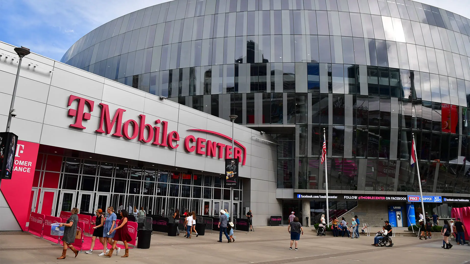 PBR Knockout: PBR Teams Missouri vs. The World bucks into T-Mobile Center April 24