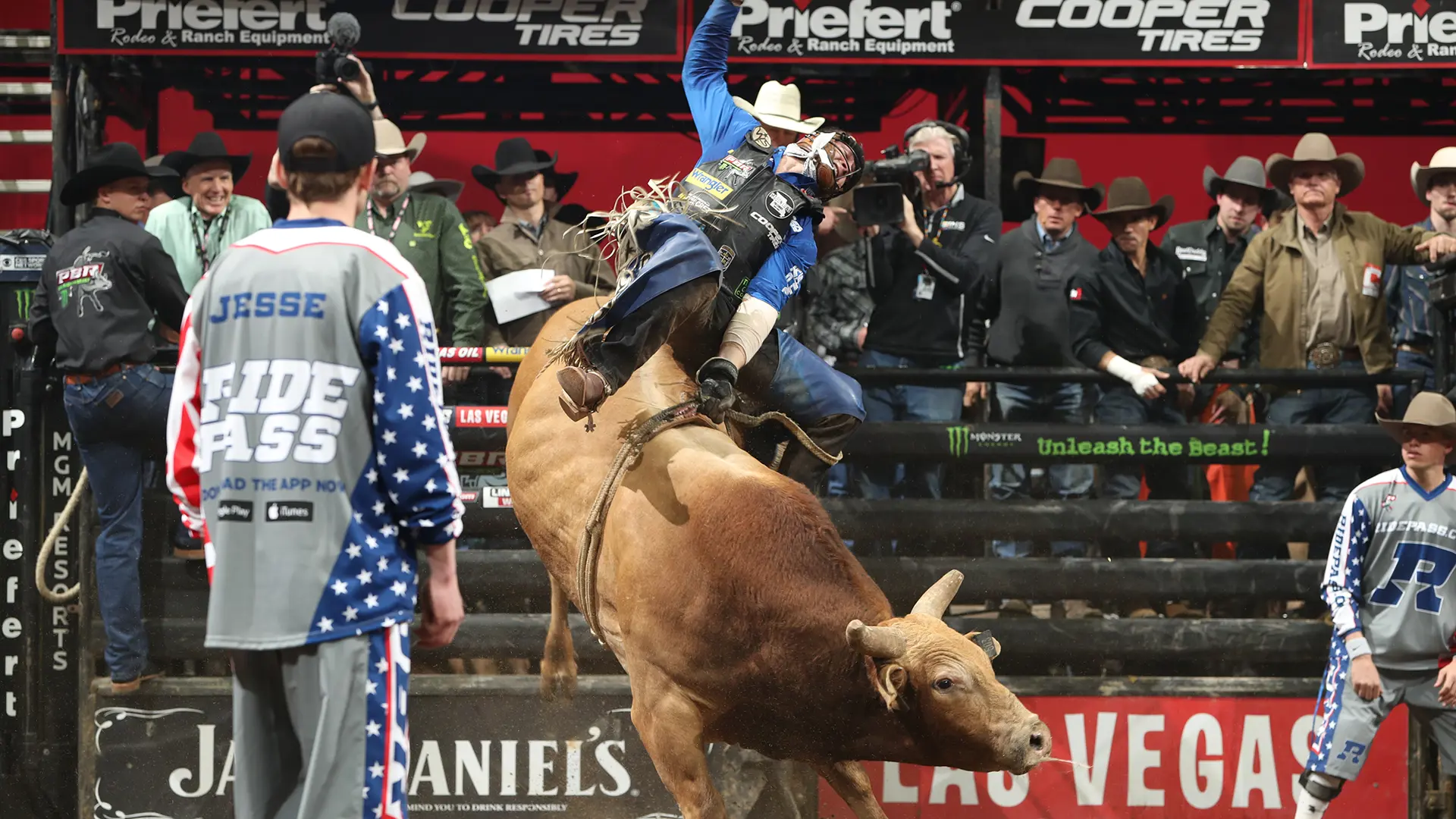  Nance out for remainder of Kansas City with hip injury; Mauney breaks left rib