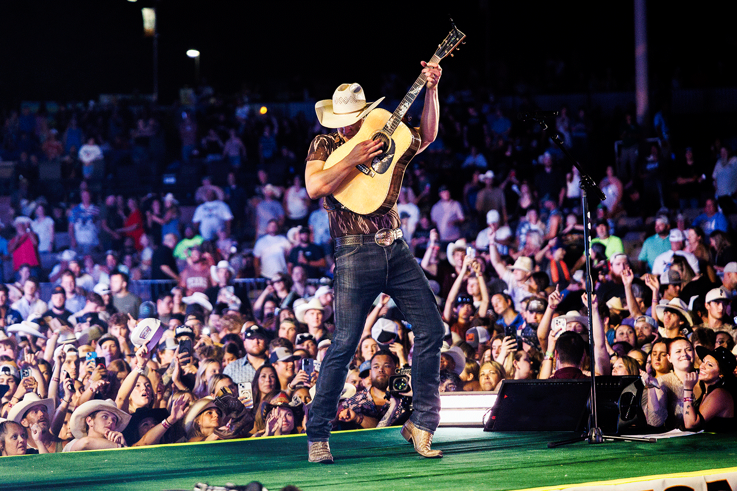 MULTI-PLATINUM HITMAKER JON PARDI