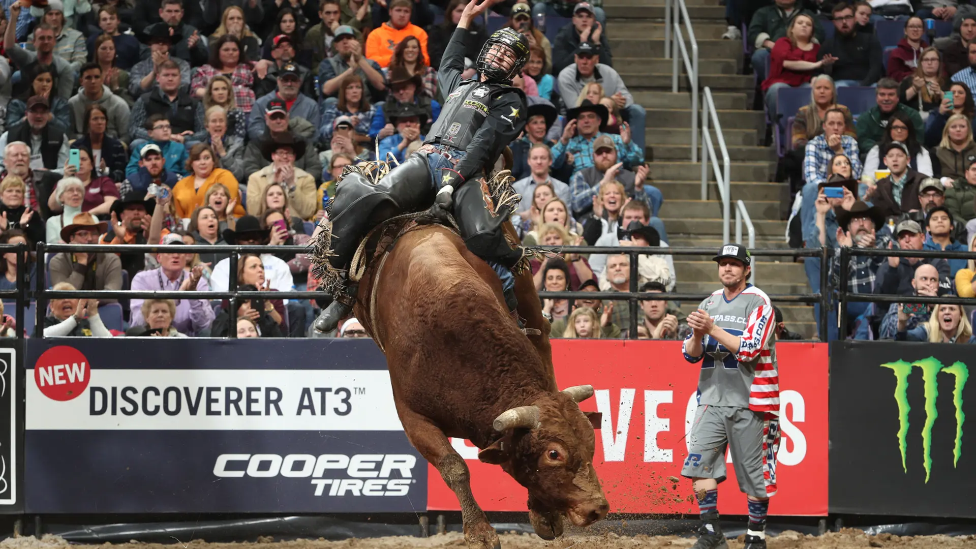 Jesse rides bull named in honor of Lowe for second-place finish